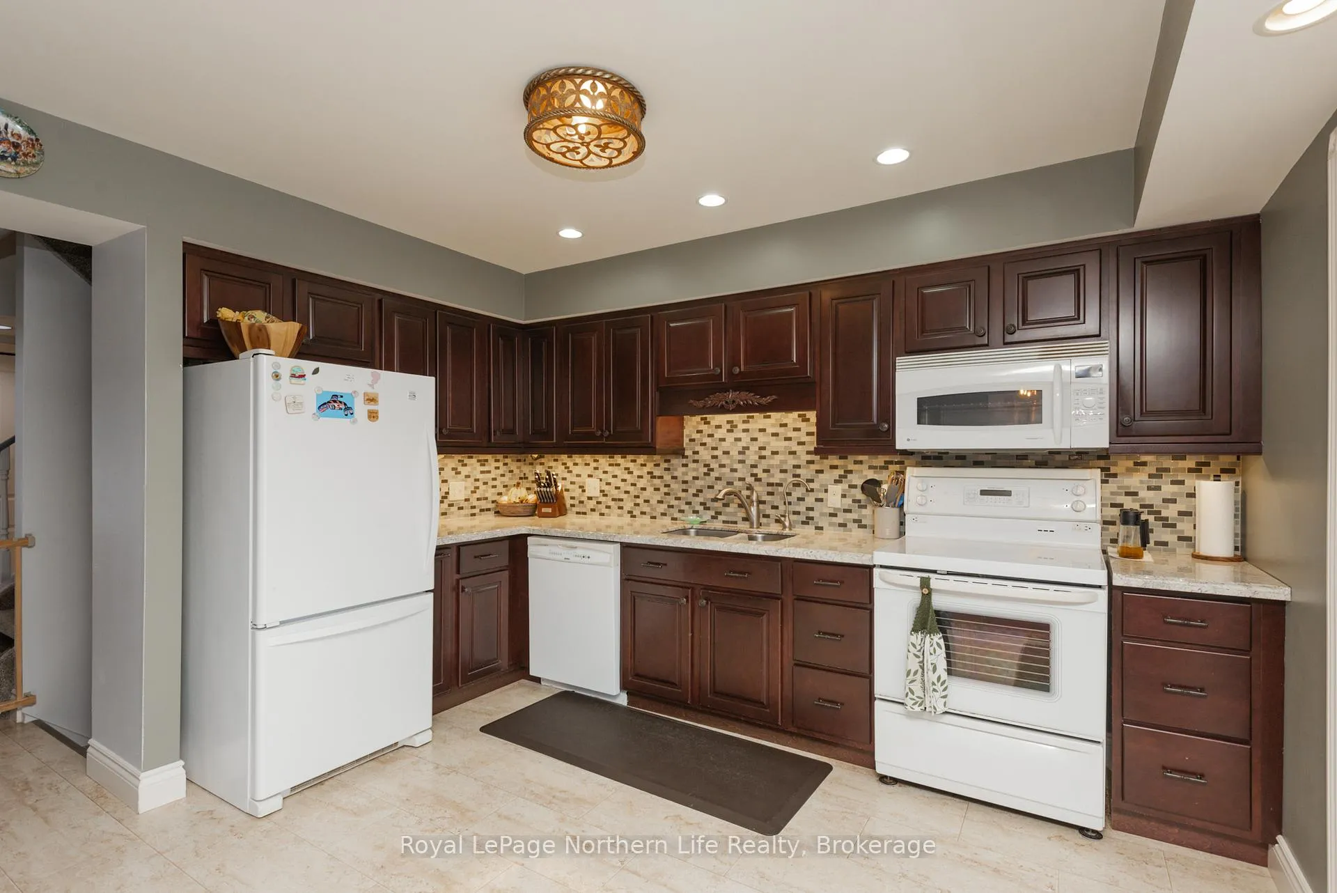 Photo 7 of 235 Labreche Drive, North Bay, Ferris — HOMEH