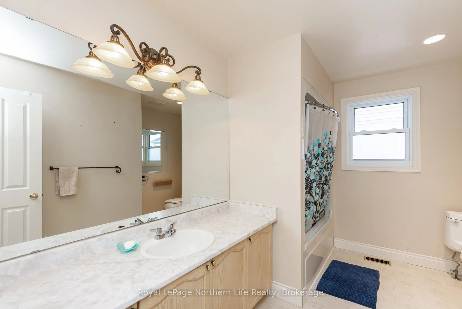 Photo 23 of 235 Labreche Drive, North Bay, Ferris — HOMEH