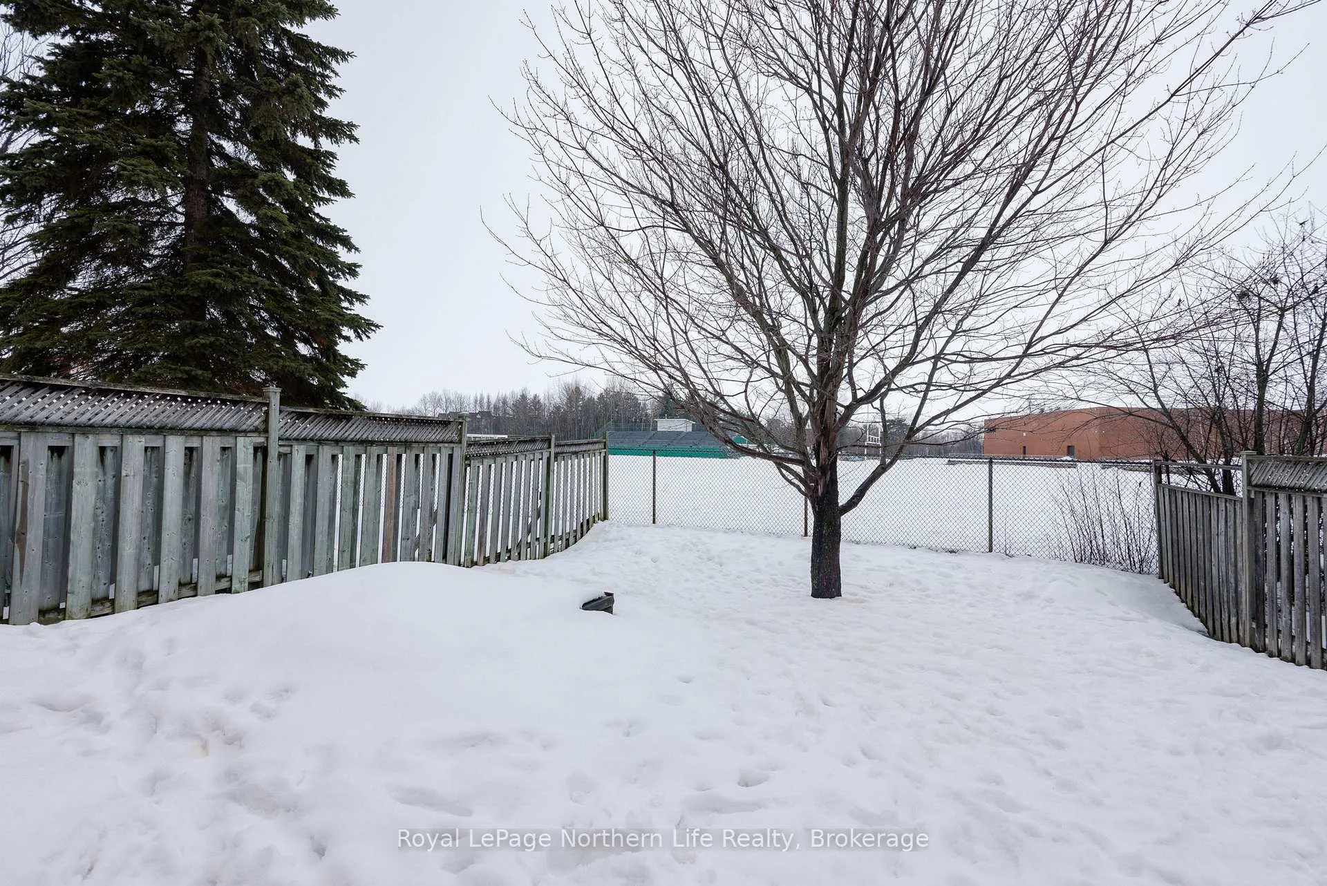 Photo 35 of 235 Labreche Drive, North Bay, Ferris — HOMEH