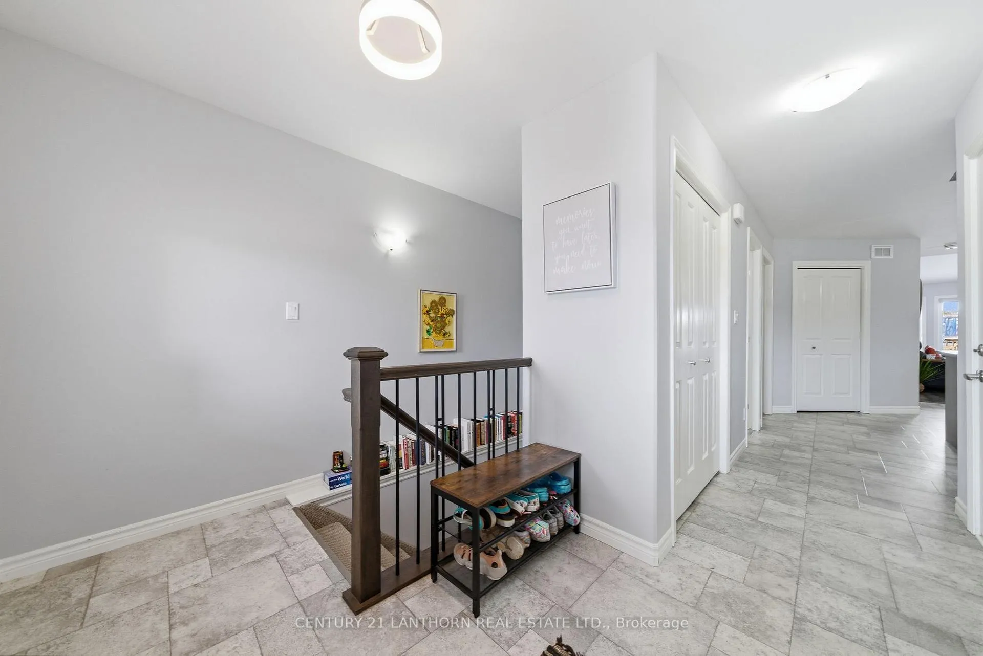 Photo 5 of 29 Sandhu Crescent, Belleville, Belleville Ward — HOMEH