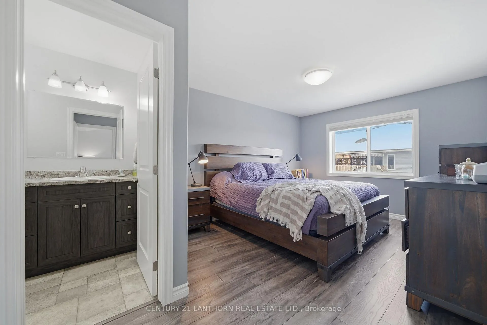 Photo 20 of 29 Sandhu Crescent, Belleville, Belleville Ward — HOMEH