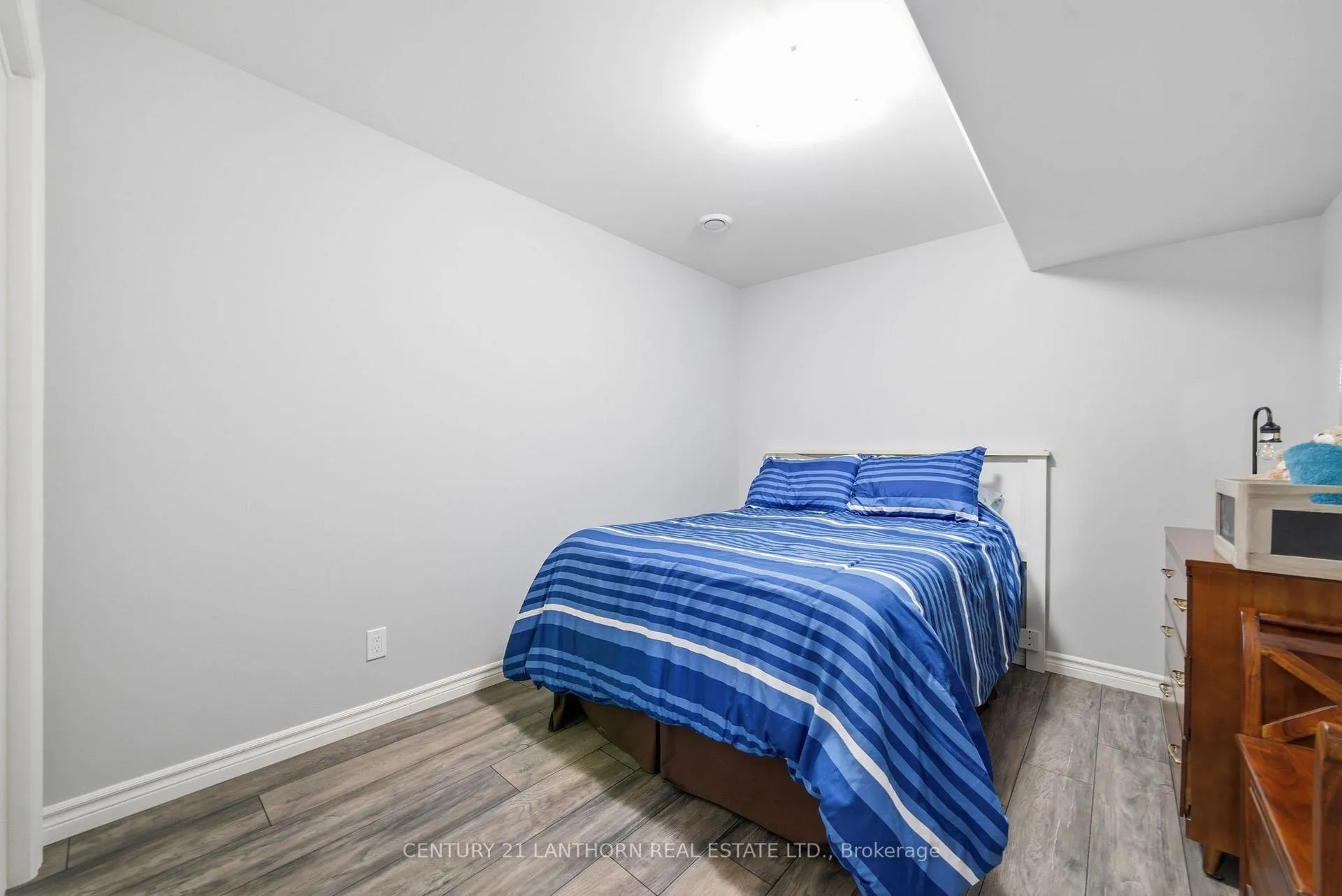 Photo 29 of 29 Sandhu Crescent, Belleville, Belleville Ward — HOMEH