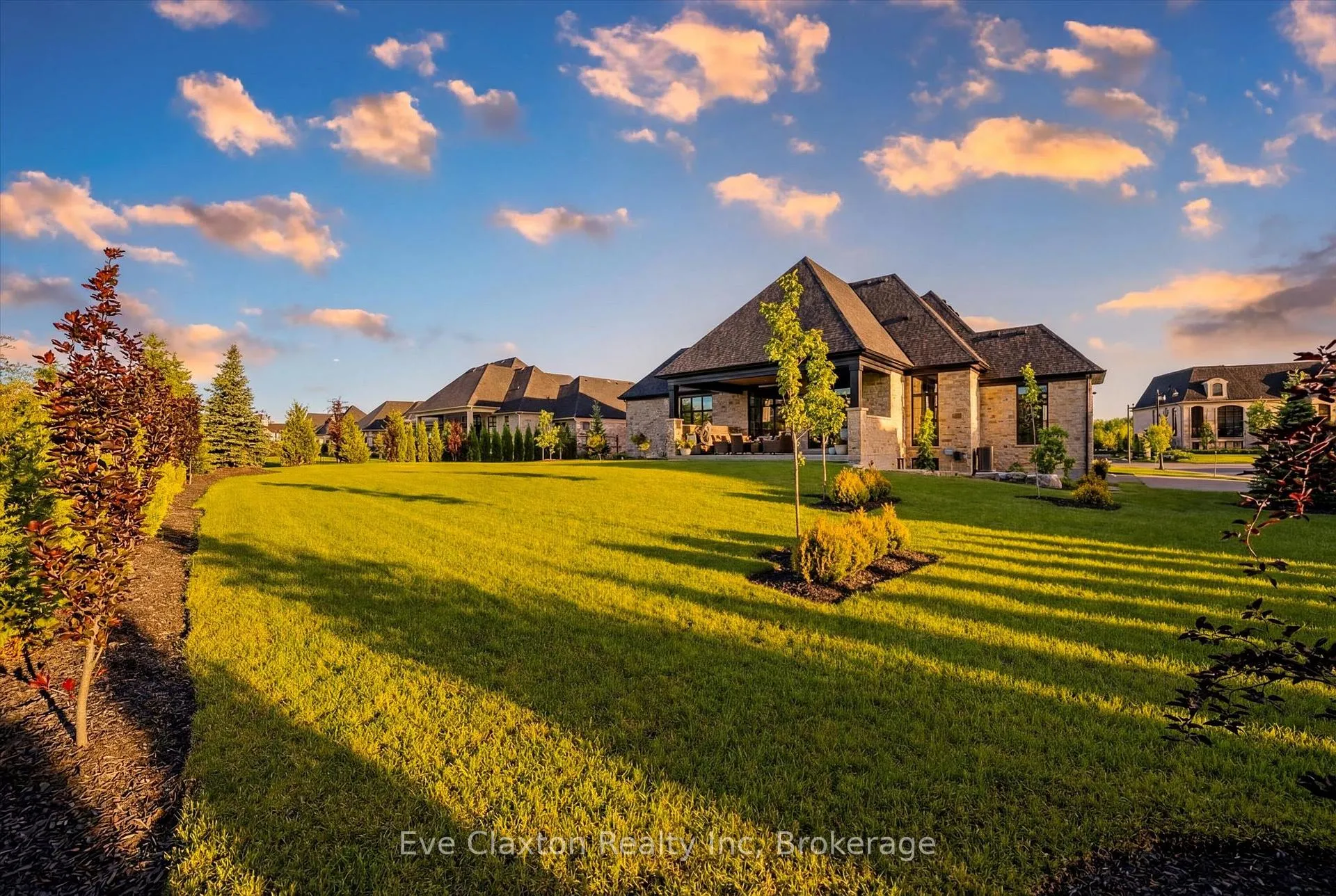Photo 43 of 112 Heritage Lake Drive, Puslinch, Crieff/Aikensville/Killean — HOMEH