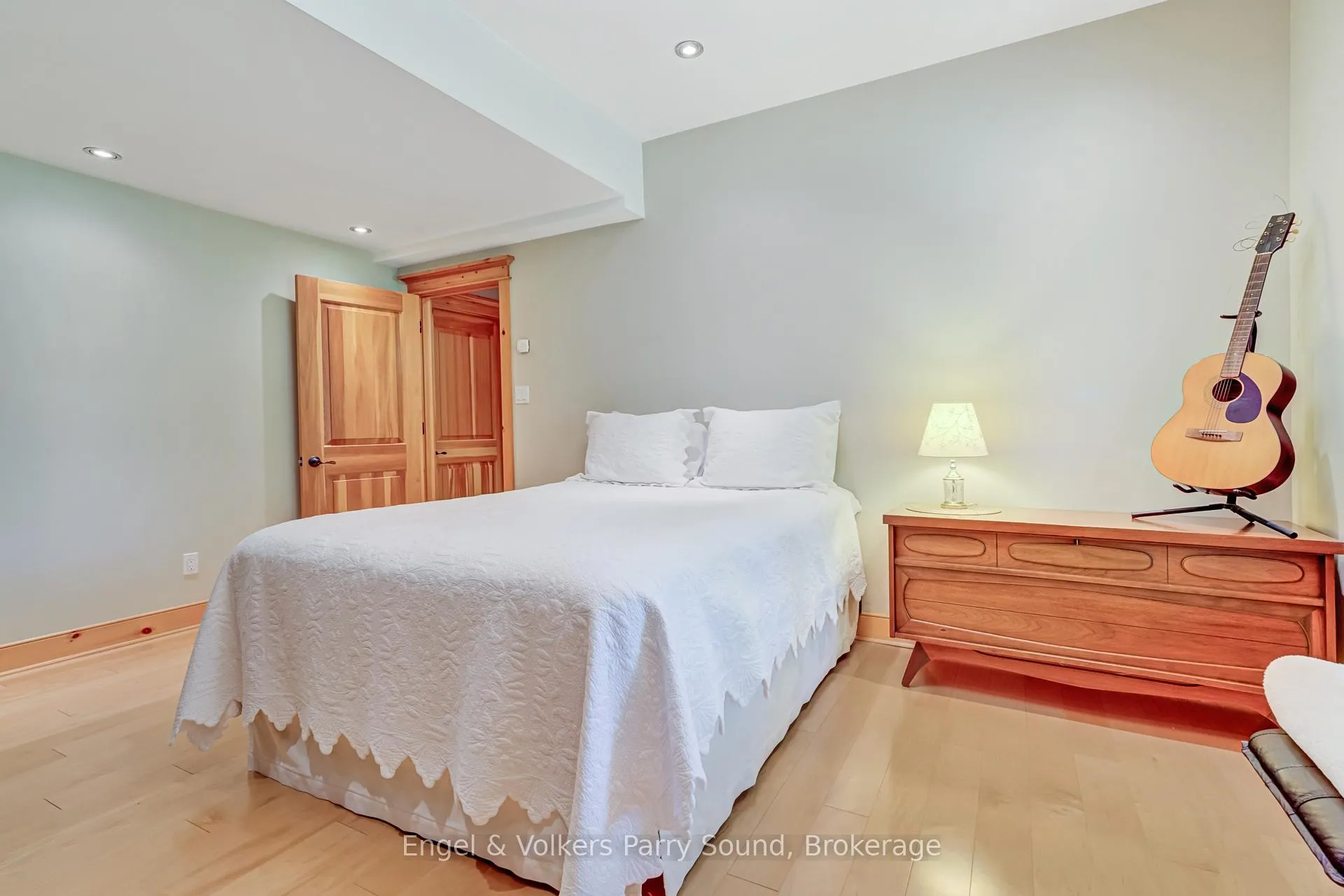 Photo 31 of 35 Shakell Road, Whitestone, Dunchurch — HOMEH
