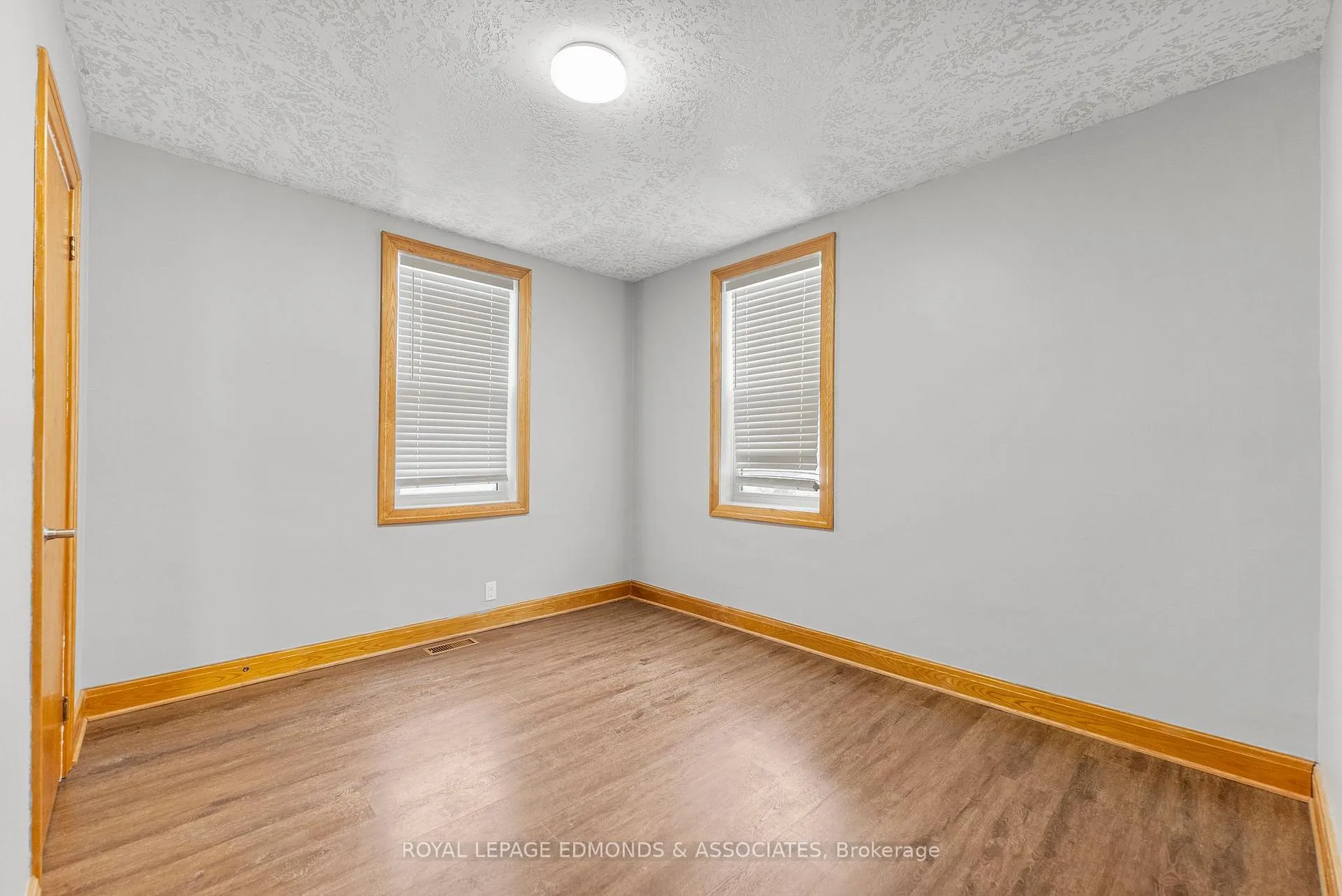 Photo 9 of 87 Dickson Street, Pembroke — HOMEH