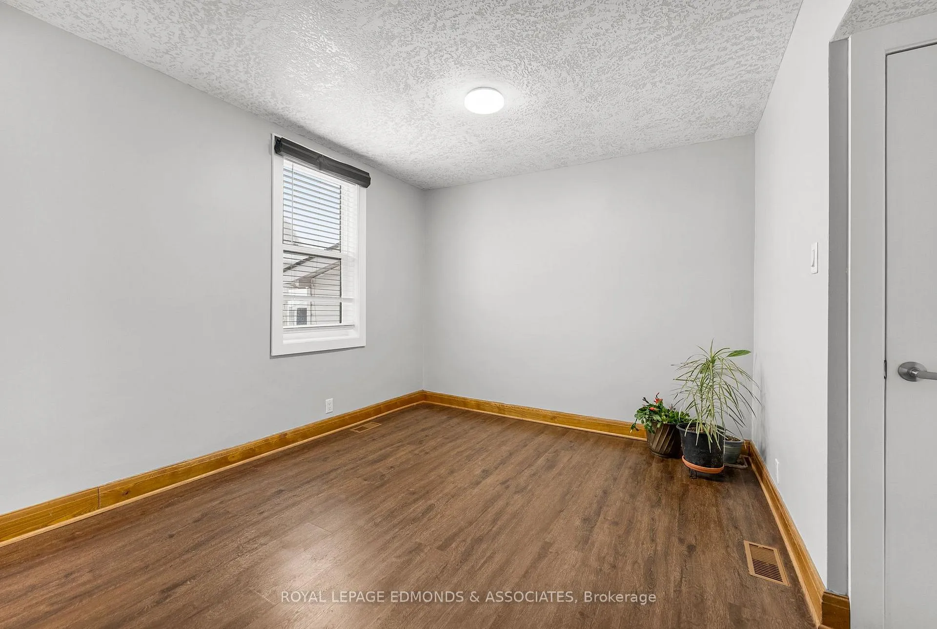 Photo 10 of 87 Dickson Street, Pembroke — HOMEH