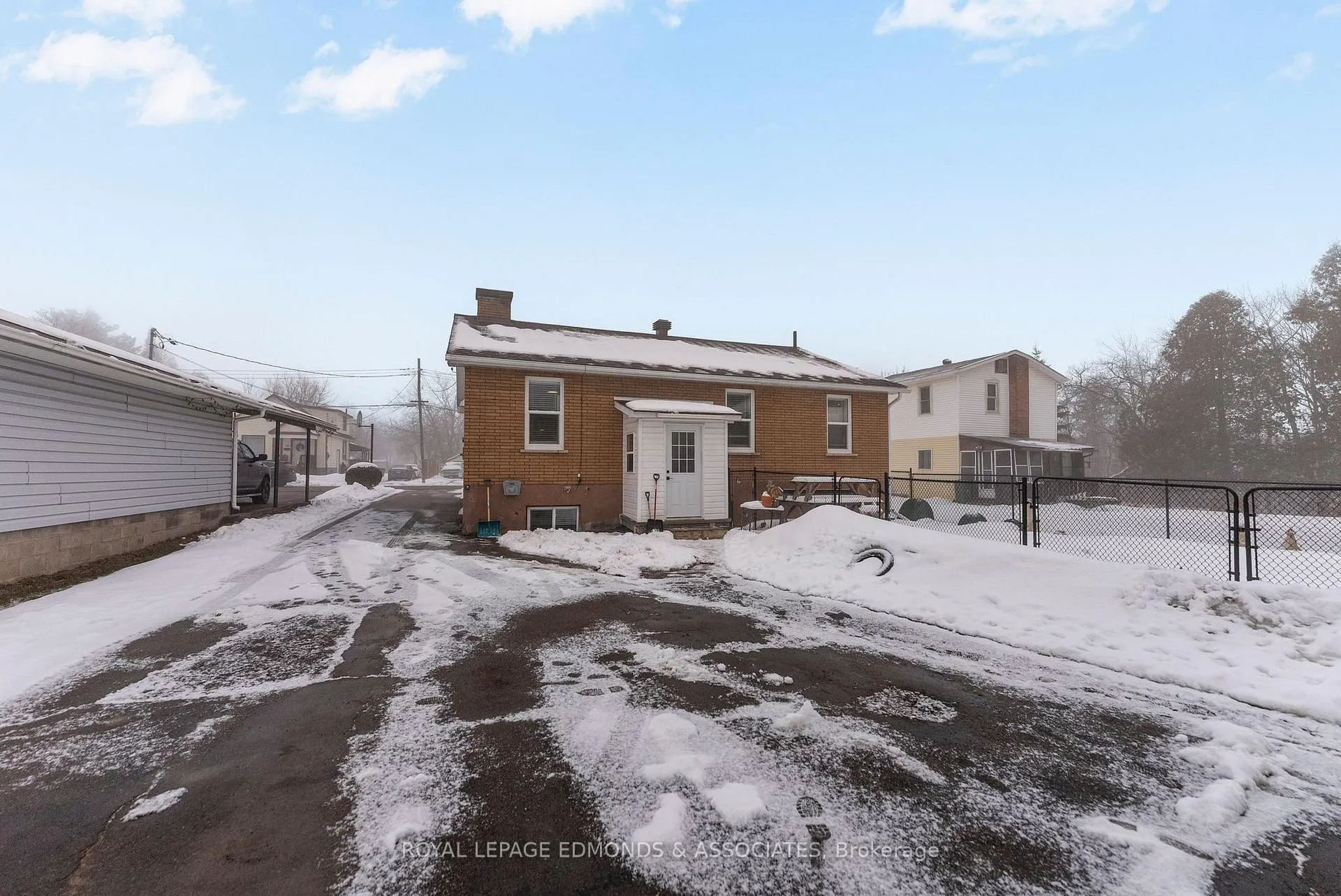 Photo 32 of 87 Dickson Street, Pembroke — HOMEH