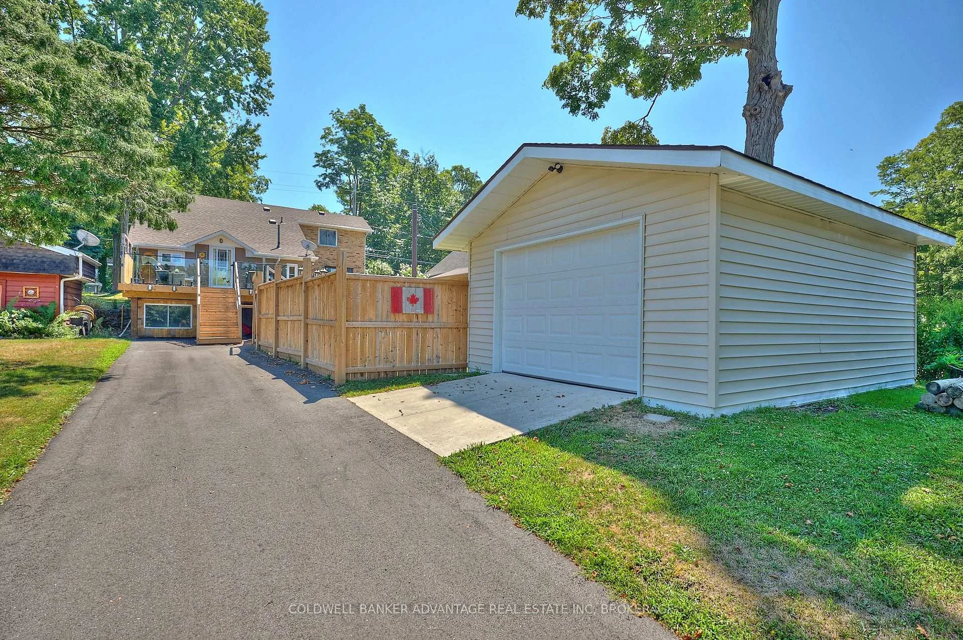 Photo 4 of 10572 Lakeshore Road, Wainfleet, Lakeshore — HOMEH