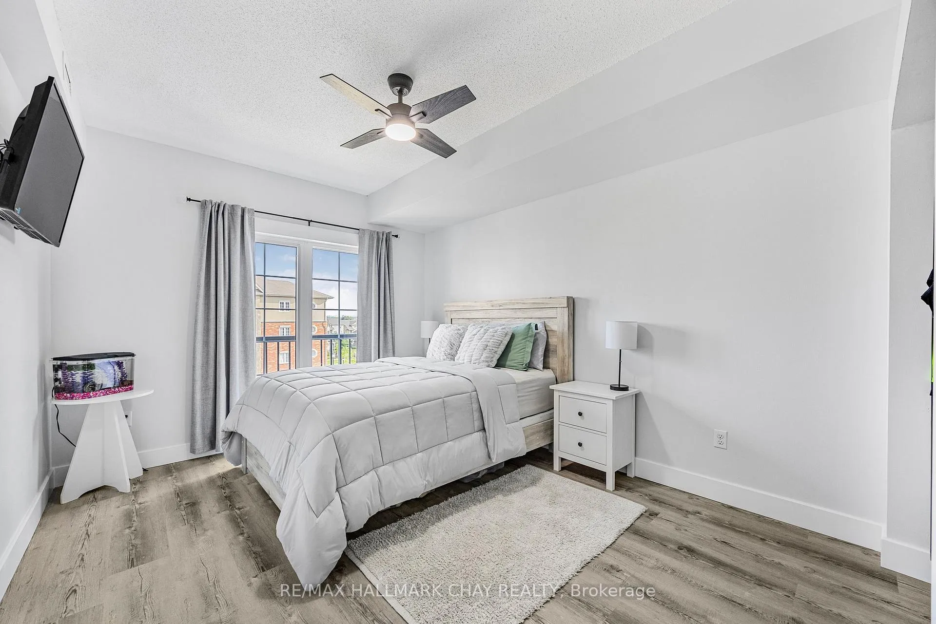 Photo 10 of Unit 409, 41 Ferndale Drive S, Barrie, Ardagh — HOMEH