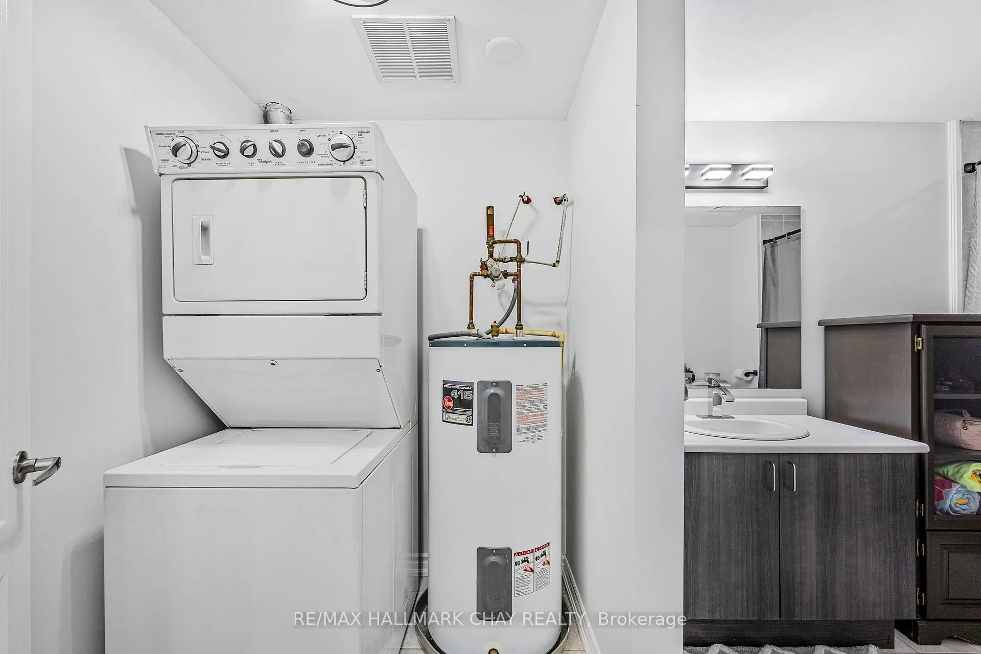 Photo 11 of Unit 409, 41 Ferndale Drive S, Barrie, Ardagh — HOMEH