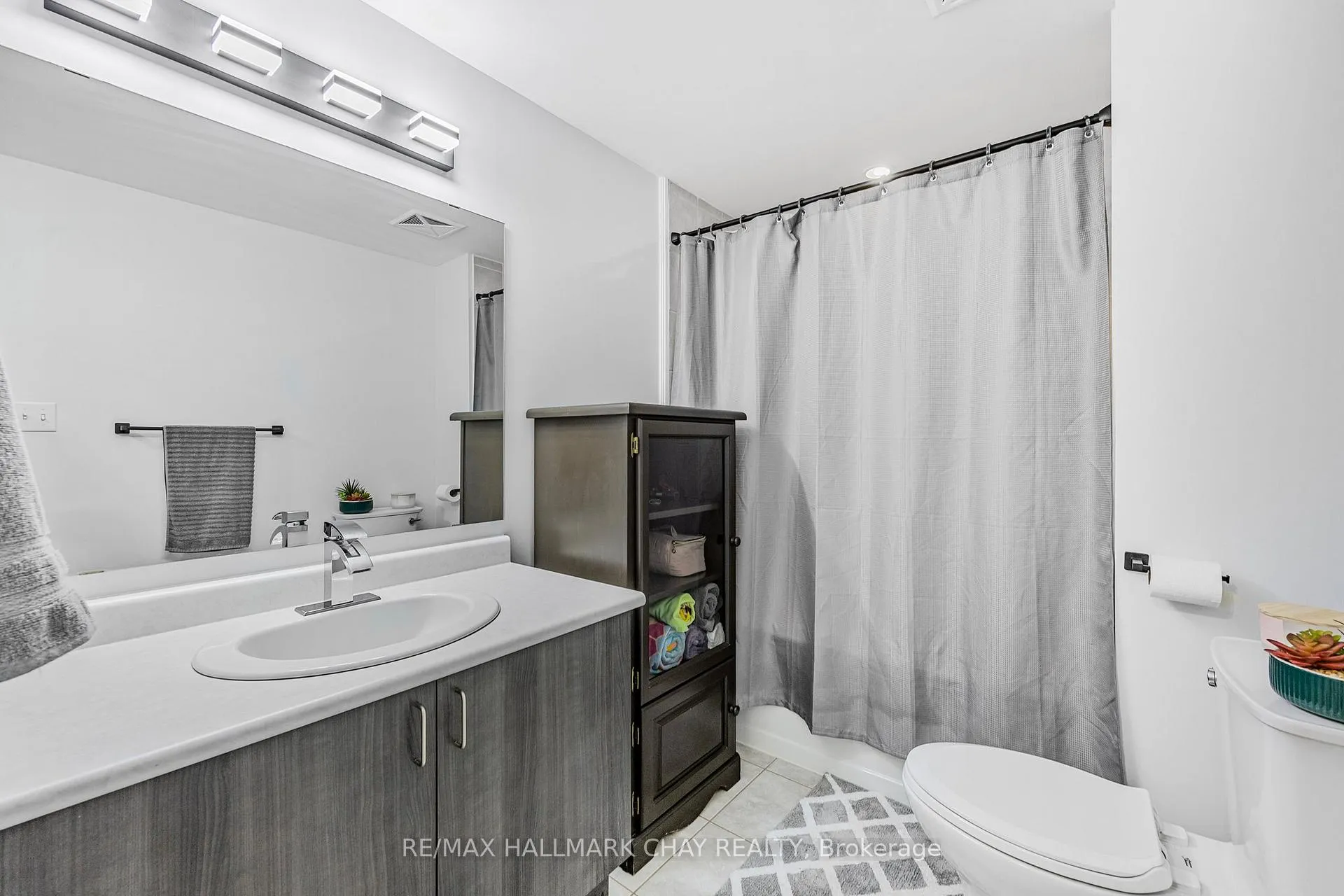 Photo 12 of Unit 409, 41 Ferndale Drive S, Barrie, Ardagh — HOMEH