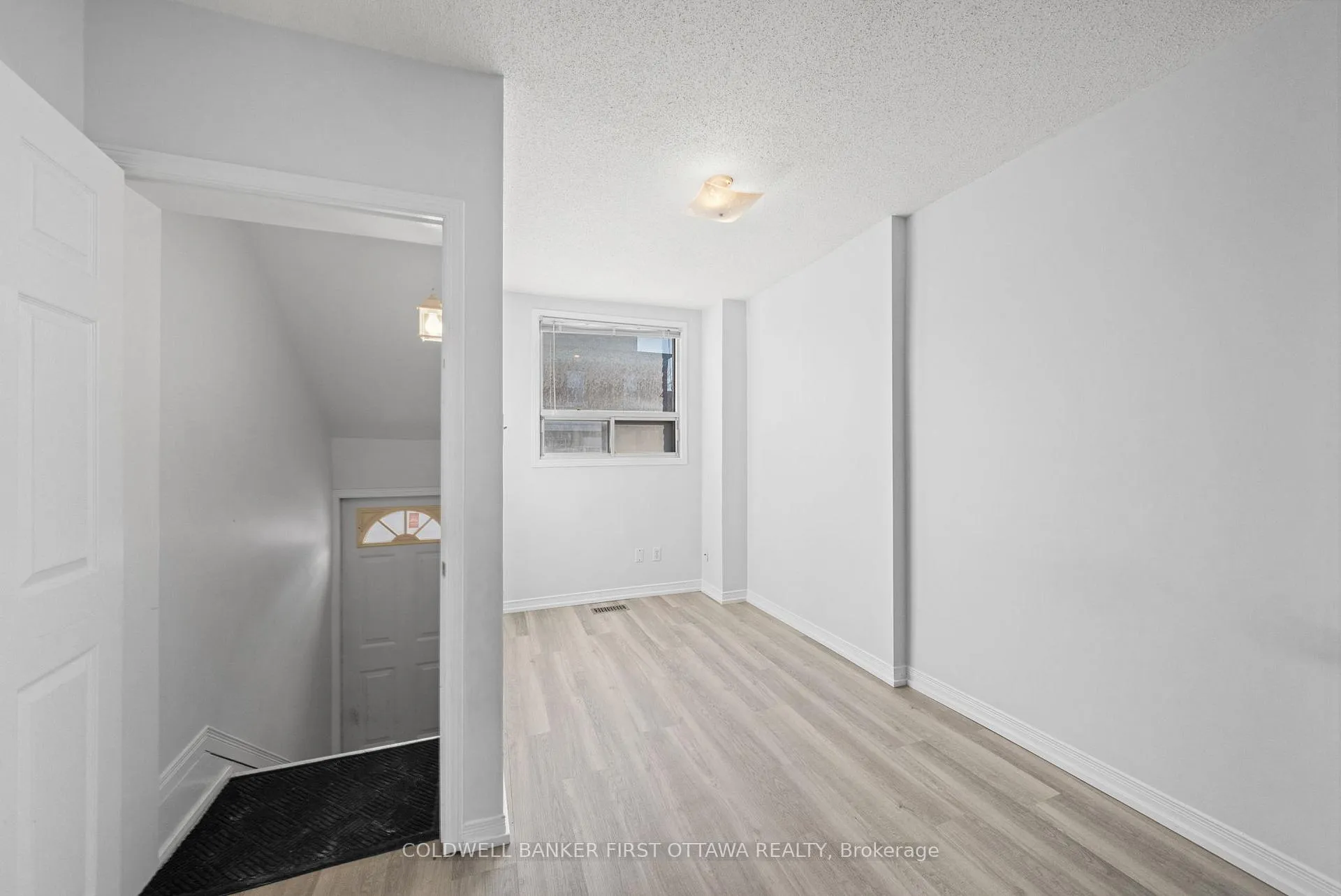 Photo 4 of Unit 1, 234 Rochester Street, Ottawa, West Centre Town — HOMEH