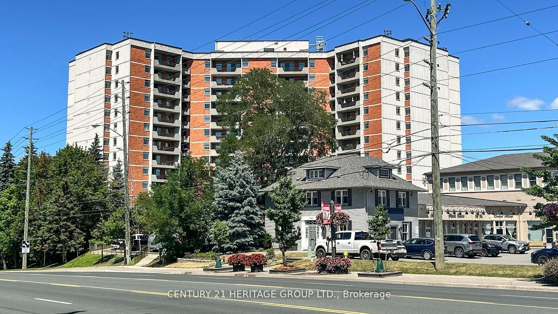 Photo 4 of Unit PH7, 7811 Yonge Street, Markham, Thornhill — HOMEH