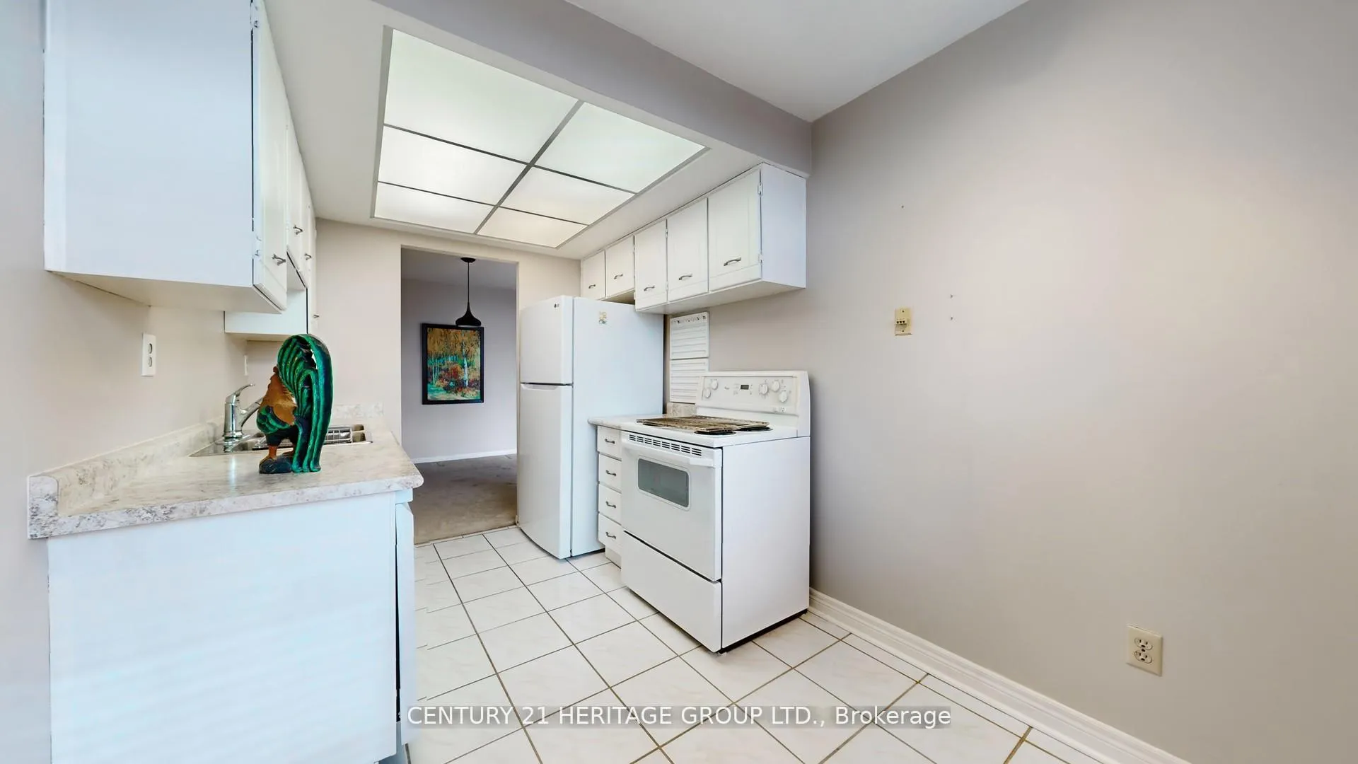 Photo 18 of Unit PH7, 7811 Yonge Street, Markham, Thornhill — HOMEH