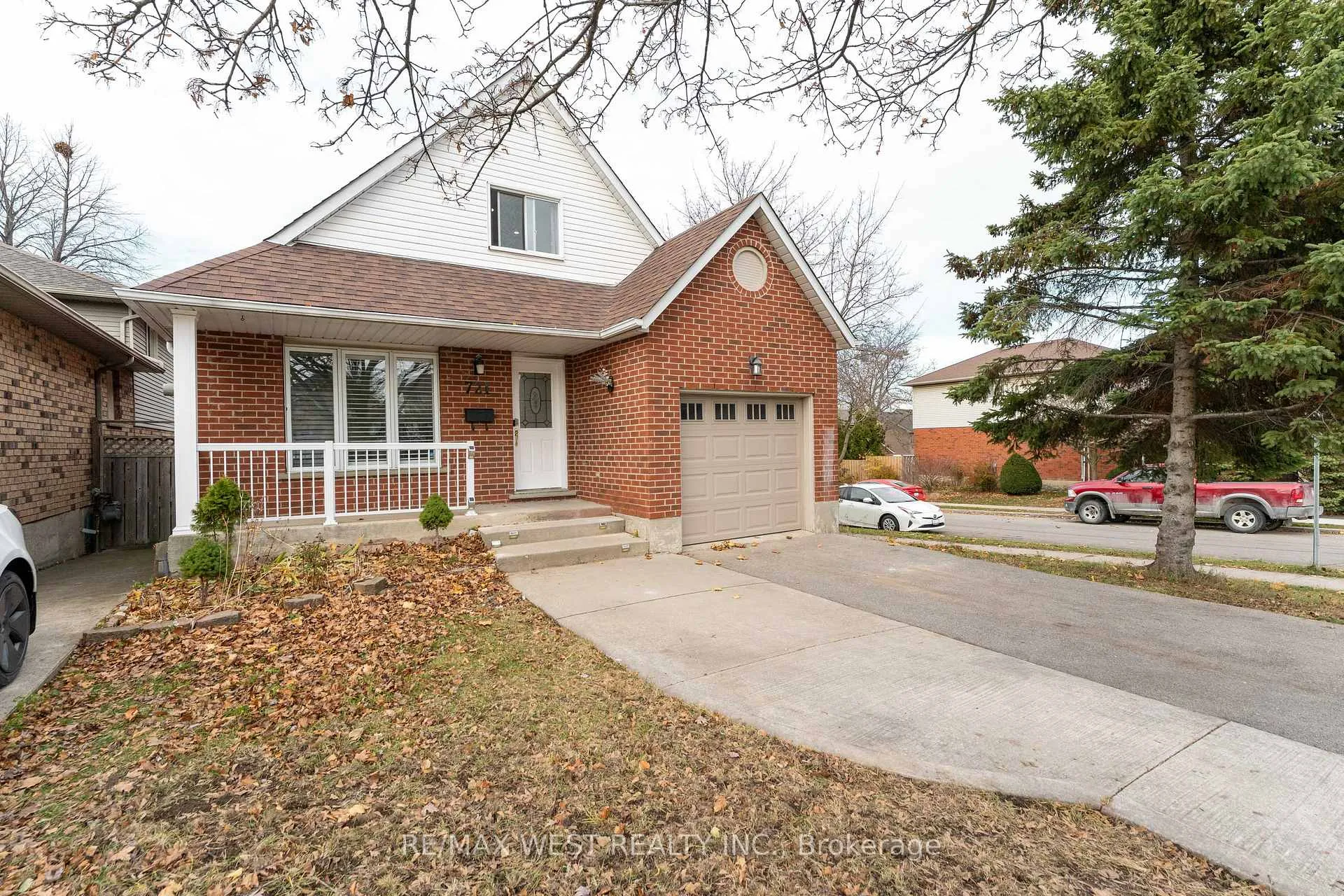 Photo 2 of 721 Acadia Drive, Hamilton, Butler — HOMEH