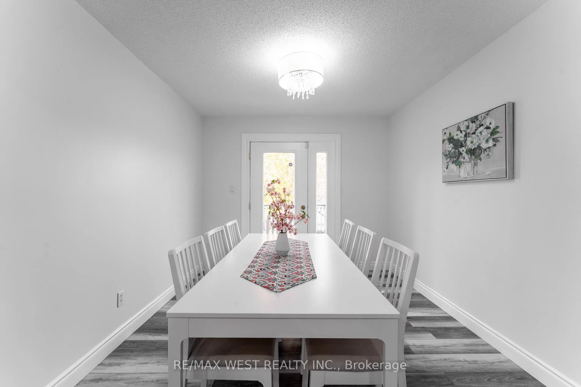 Photo 10 of 721 Acadia Drive, Hamilton, Butler — HOMEH