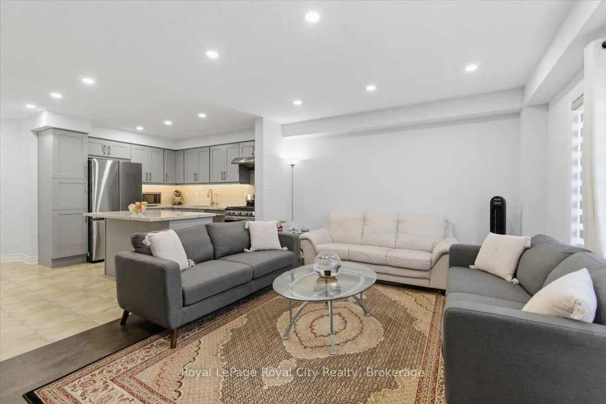 Photo 16 of Unit 21, 17 Katemore Drive, Guelph, Pineridge/Westminster Woods — HOMEH