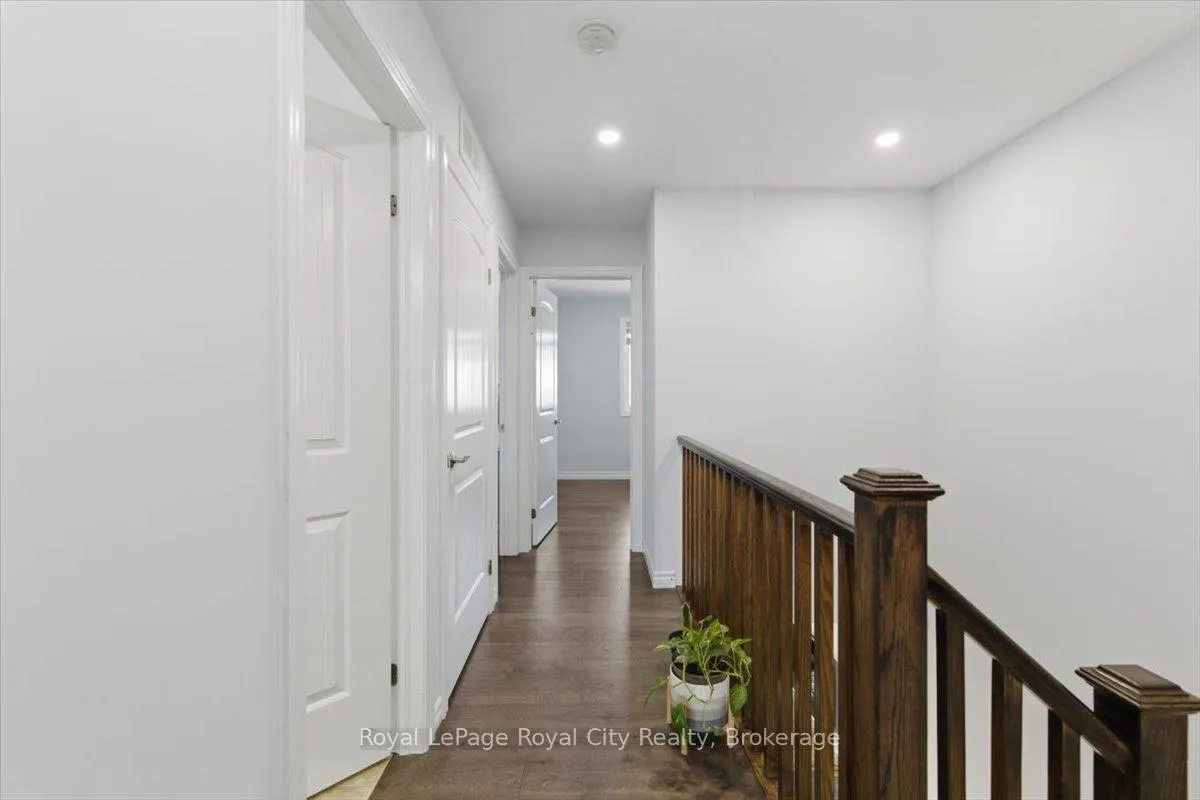 Photo 18 of Unit 21, 17 Katemore Drive, Guelph, Pineridge/Westminster Woods — HOMEH
