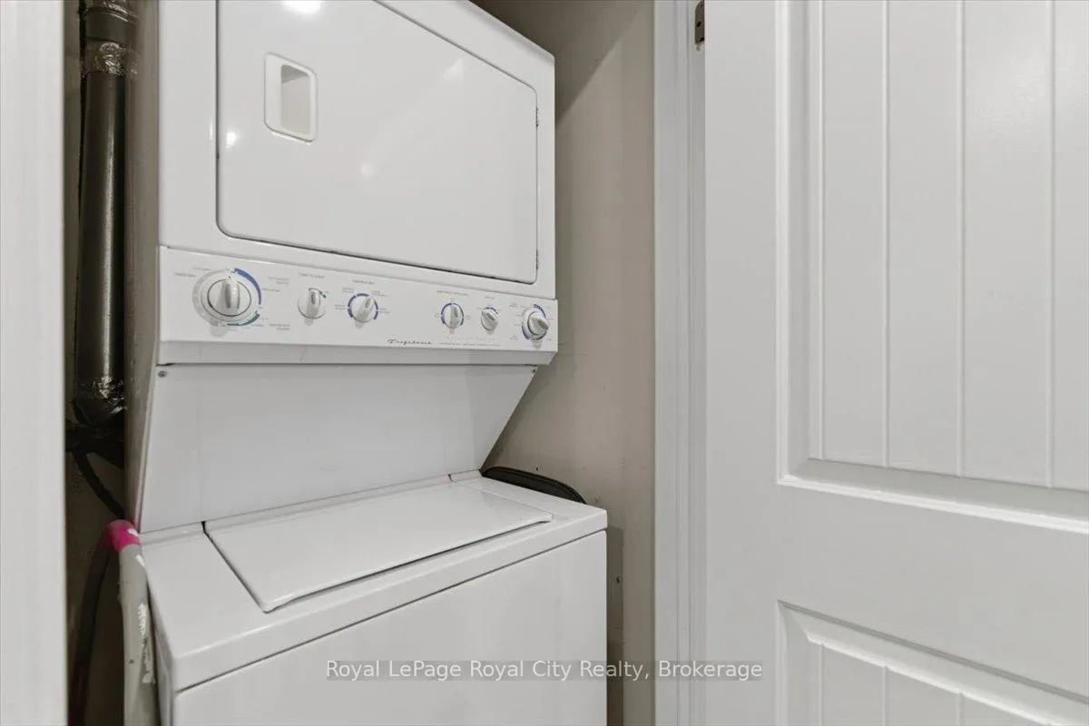 Photo 23 of Unit 21, 17 Katemore Drive, Guelph, Pineridge/Westminster Woods — HOMEH