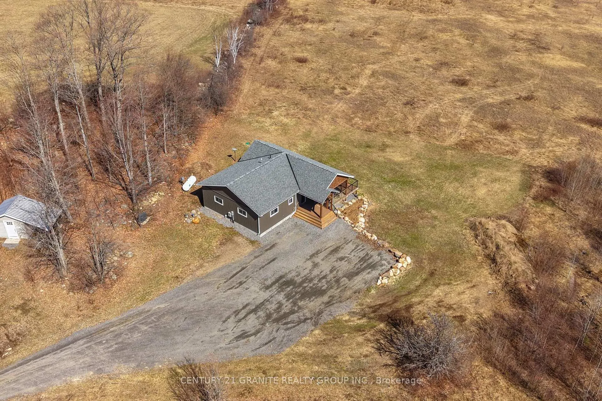 Photo 34 of 824 East Road Loop, Hastings Highlands, Monteagle Ward — HOMEH