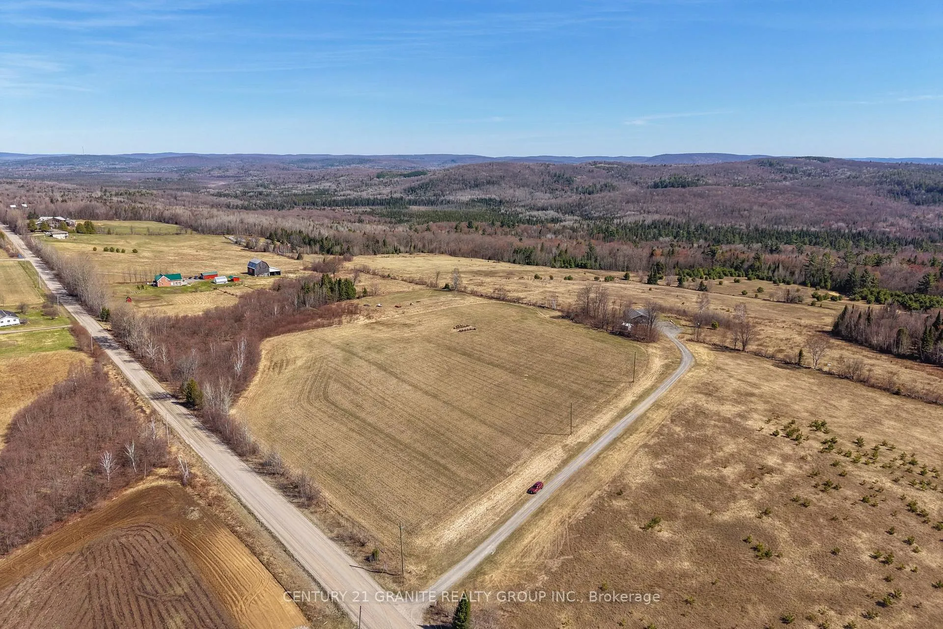 Photo 36 of 824 East Road Loop, Hastings Highlands, Monteagle Ward — HOMEH