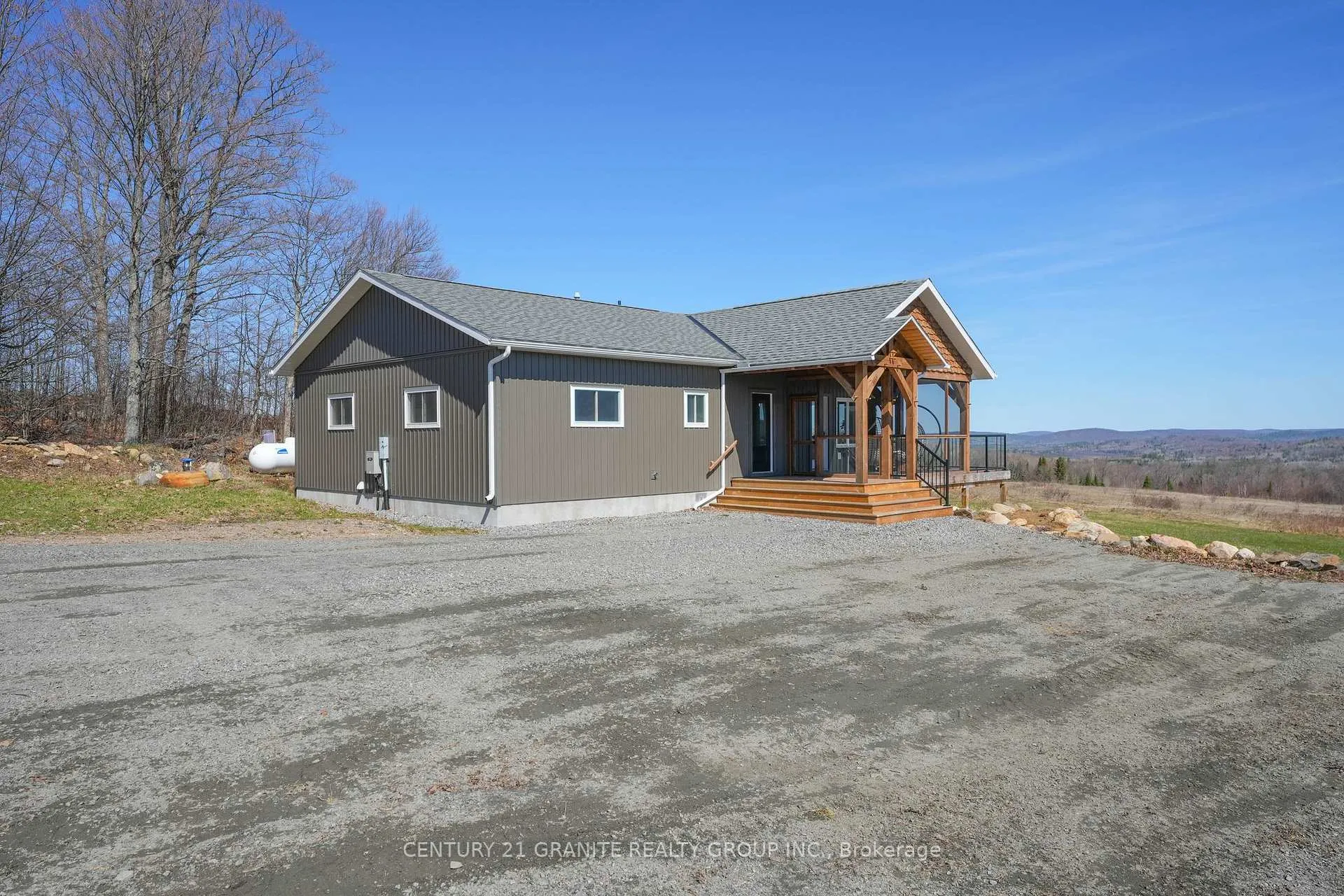 Photo 37 of 824 East Road Loop, Hastings Highlands, Monteagle Ward — HOMEH