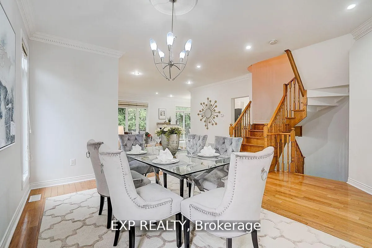 Photo 8 of 12 Tormina Court, Markham, Milliken Mills East — HOMEH