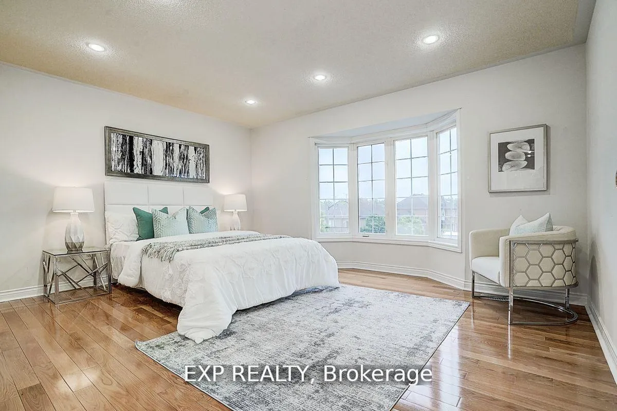 Photo 15 of 12 Tormina Court, Markham, Milliken Mills East — HOMEH