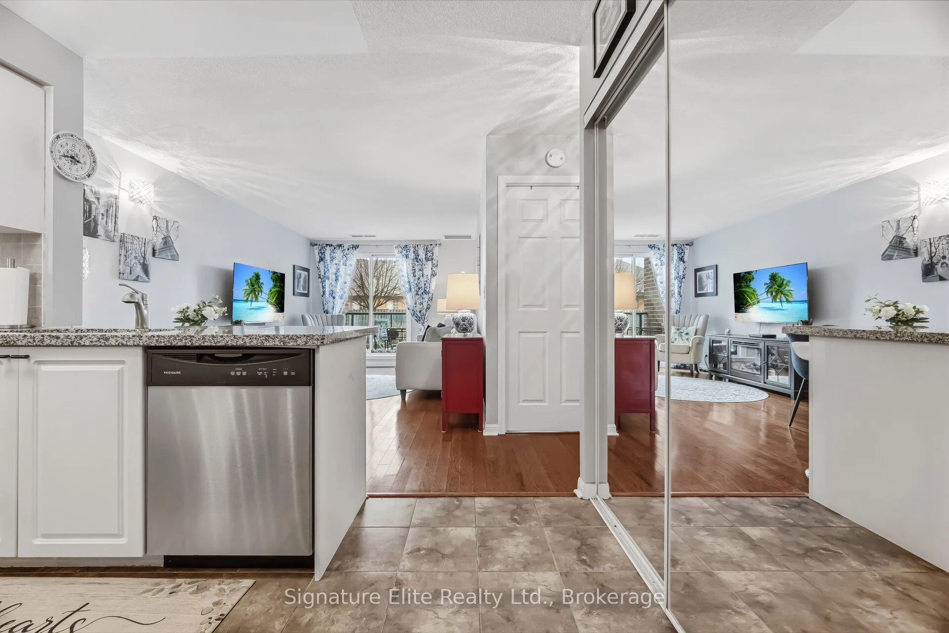 Photo 2 of Unit 116, 65 Via Rosedale Way, Brampton, Sandringham-Wellington — HOMEH
