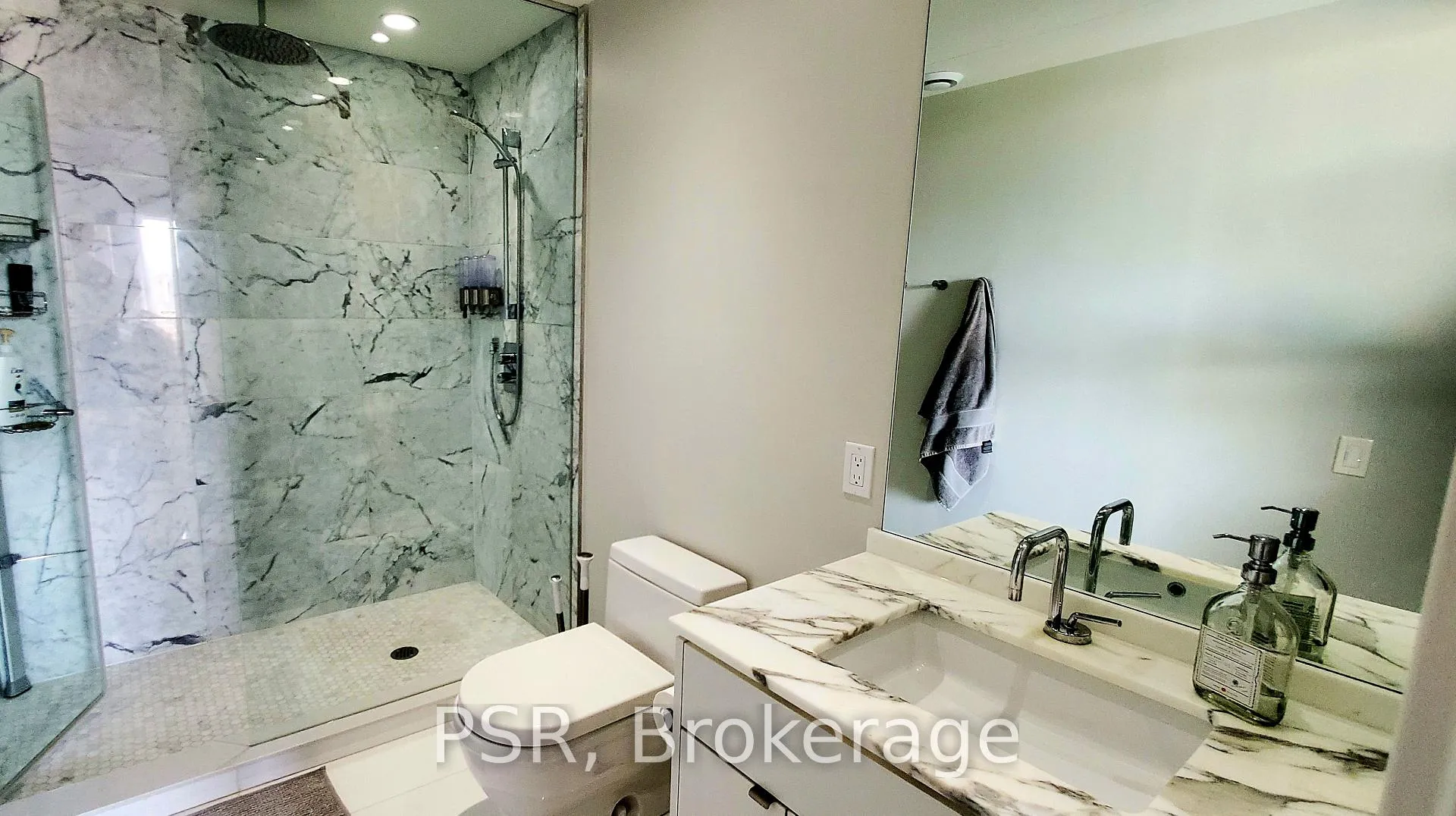 Photo 14 of Unit 902, 60 Colborne Street, Toronto, Church-Yonge Corridor — HOMEH