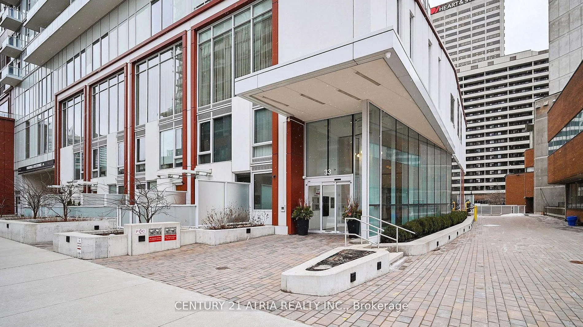 Photo 7 of Unit 405, 33 Helendale Avenue, Toronto, Yonge-Eglinton — HOMEH