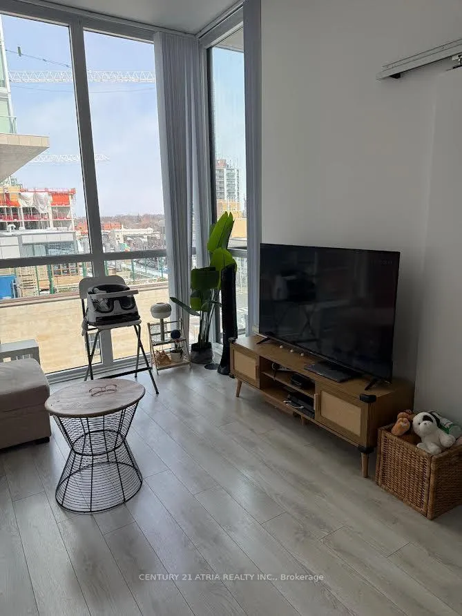 Photo 19 of Unit 405, 33 Helendale Avenue, Toronto, Yonge-Eglinton — HOMEH