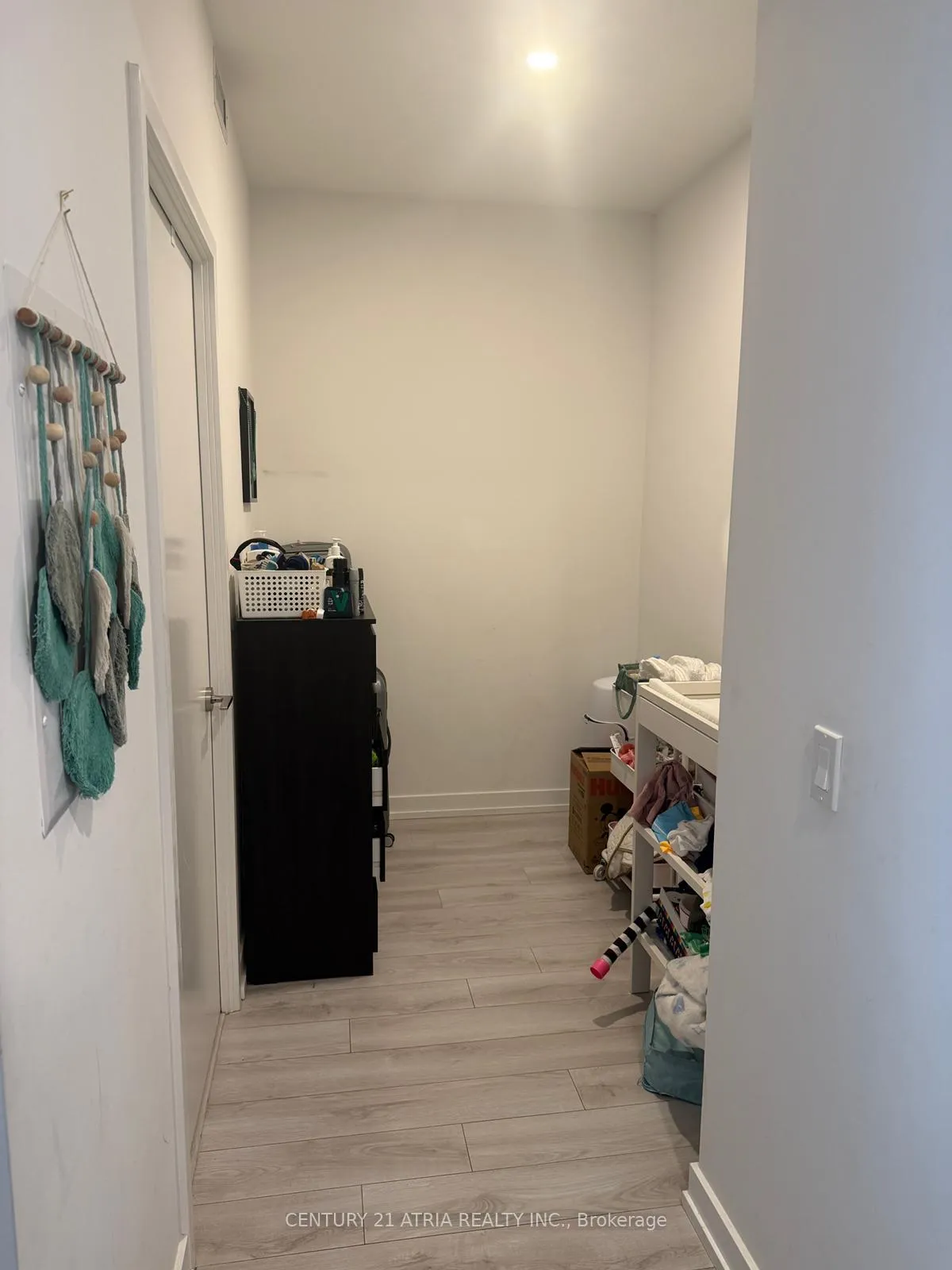 Photo 24 of Unit 405, 33 Helendale Avenue, Toronto, Yonge-Eglinton — HOMEH