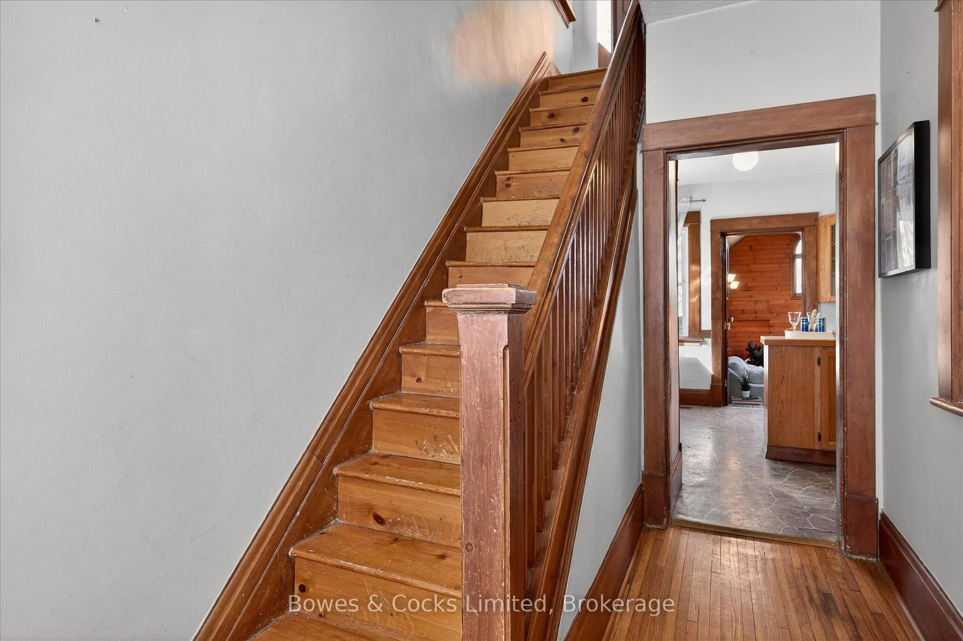 Photo 31 of 633 Downie Street, Peterborough, Town Ward 3 — HOMEH