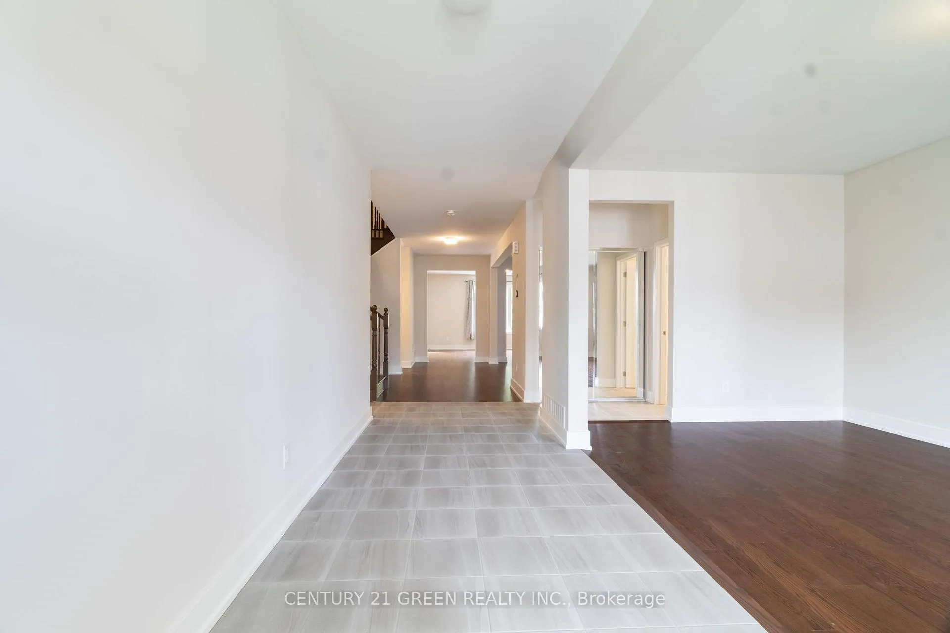 Photo 7 of 123 Tonic Crescent, Ottawa, Kanata - Rural Kanata (Central) — HOMEH