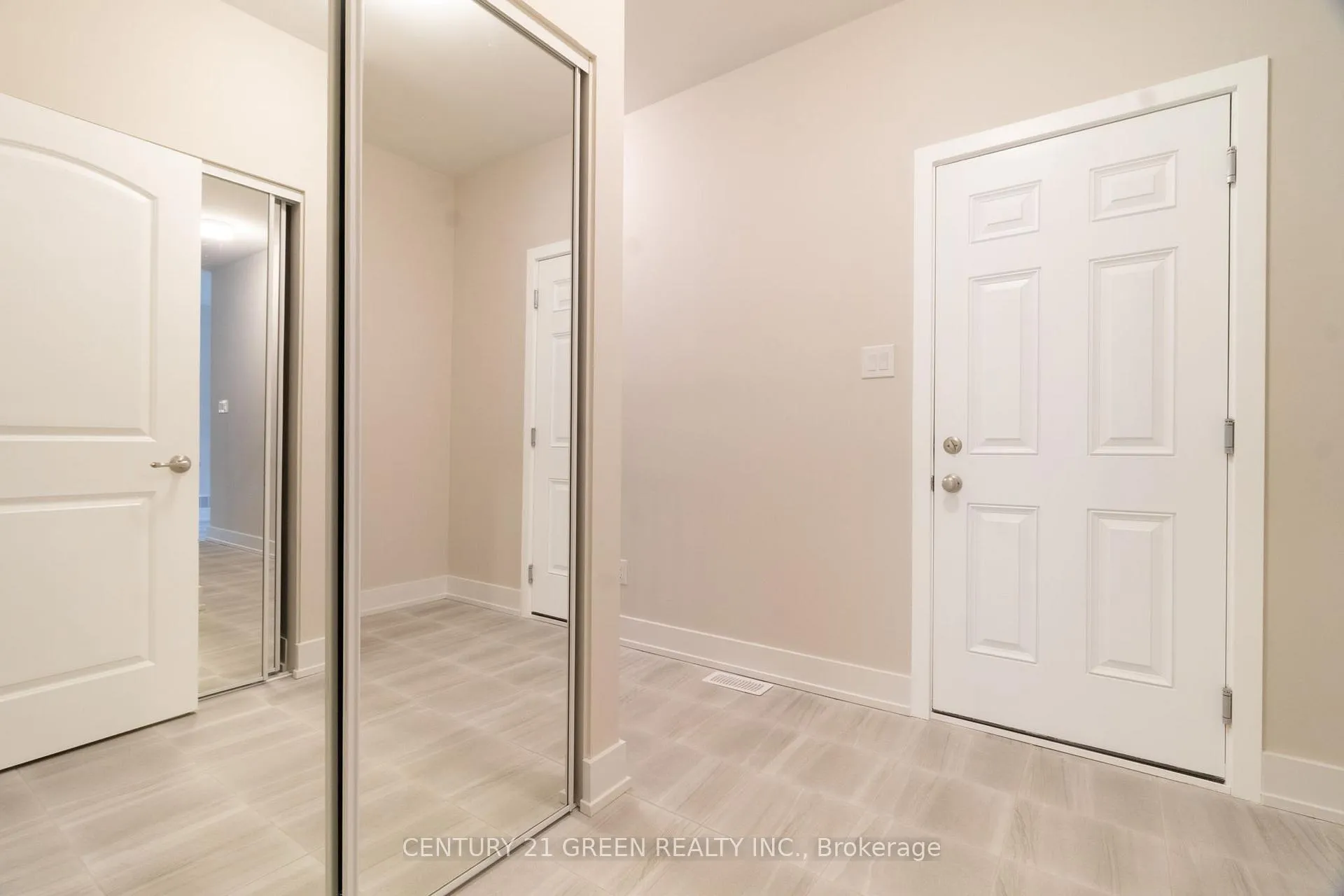 Photo 11 of 123 Tonic Crescent, Ottawa, Kanata - Rural Kanata (Central) — HOMEH