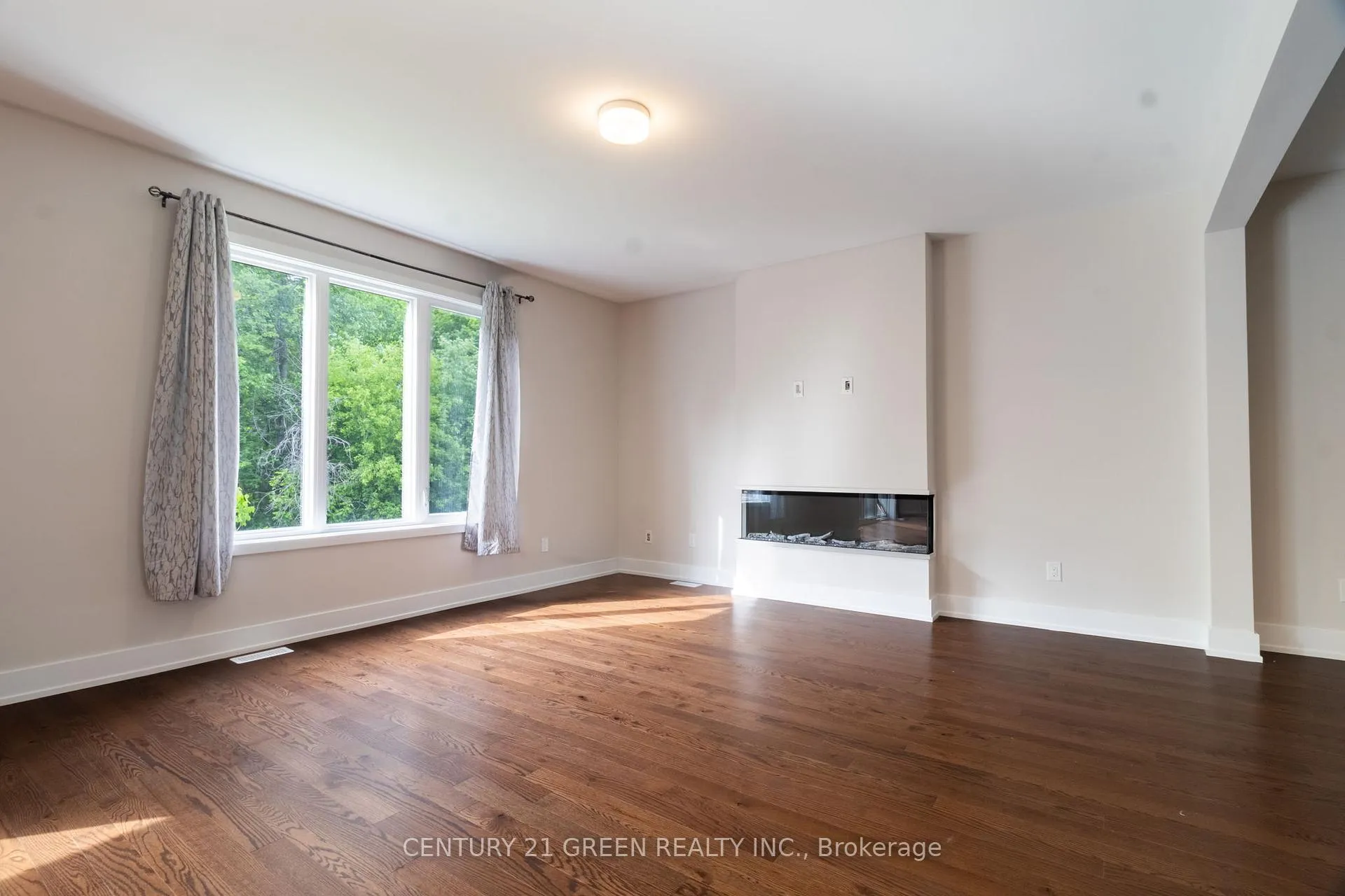 Photo 19 of 123 Tonic Crescent, Ottawa, Kanata - Rural Kanata (Central) — HOMEH