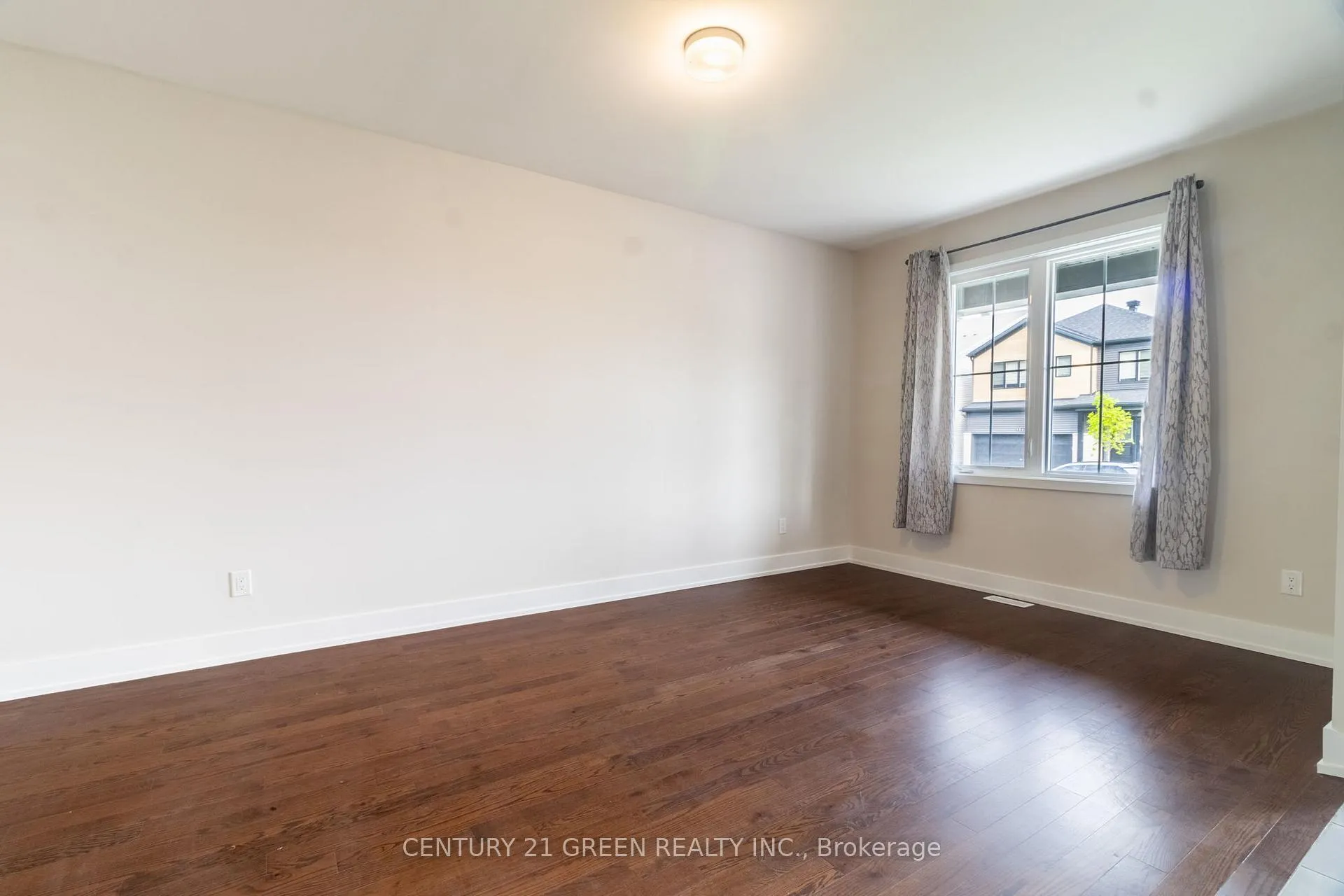 Photo 23 of 123 Tonic Crescent, Ottawa, Kanata - Rural Kanata (Central) — HOMEH