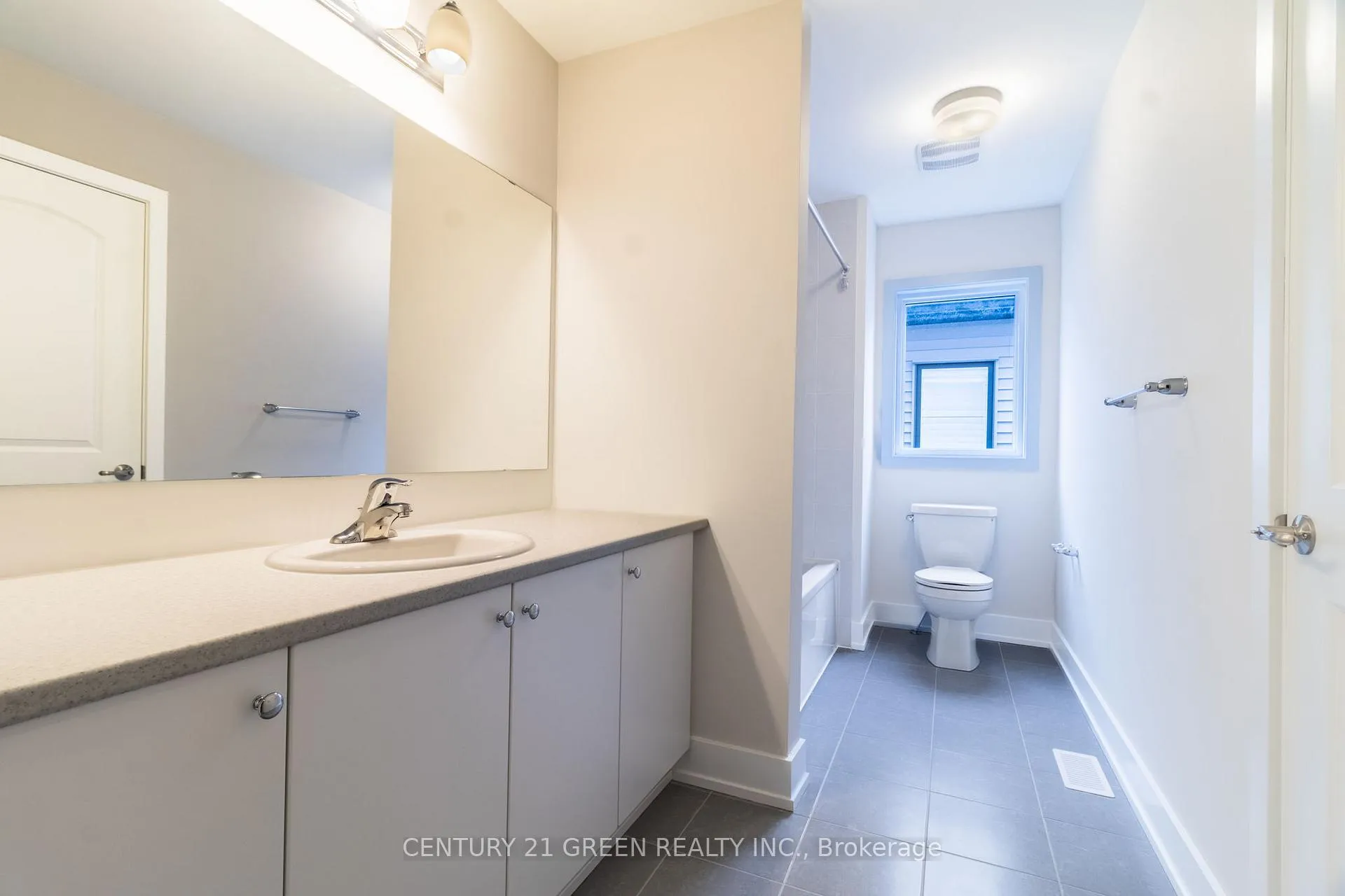 Photo 33 of 123 Tonic Crescent, Ottawa, Kanata - Rural Kanata (Central) — HOMEH