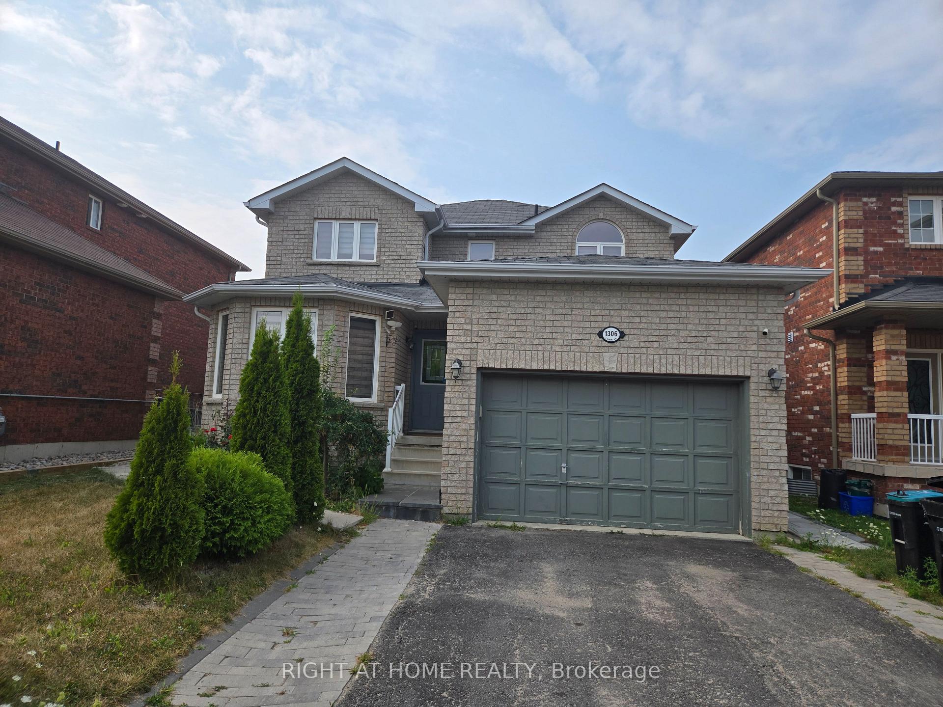 Photo 1 of 1306 Corm Street, Innisfil, Alcona — HOMEH