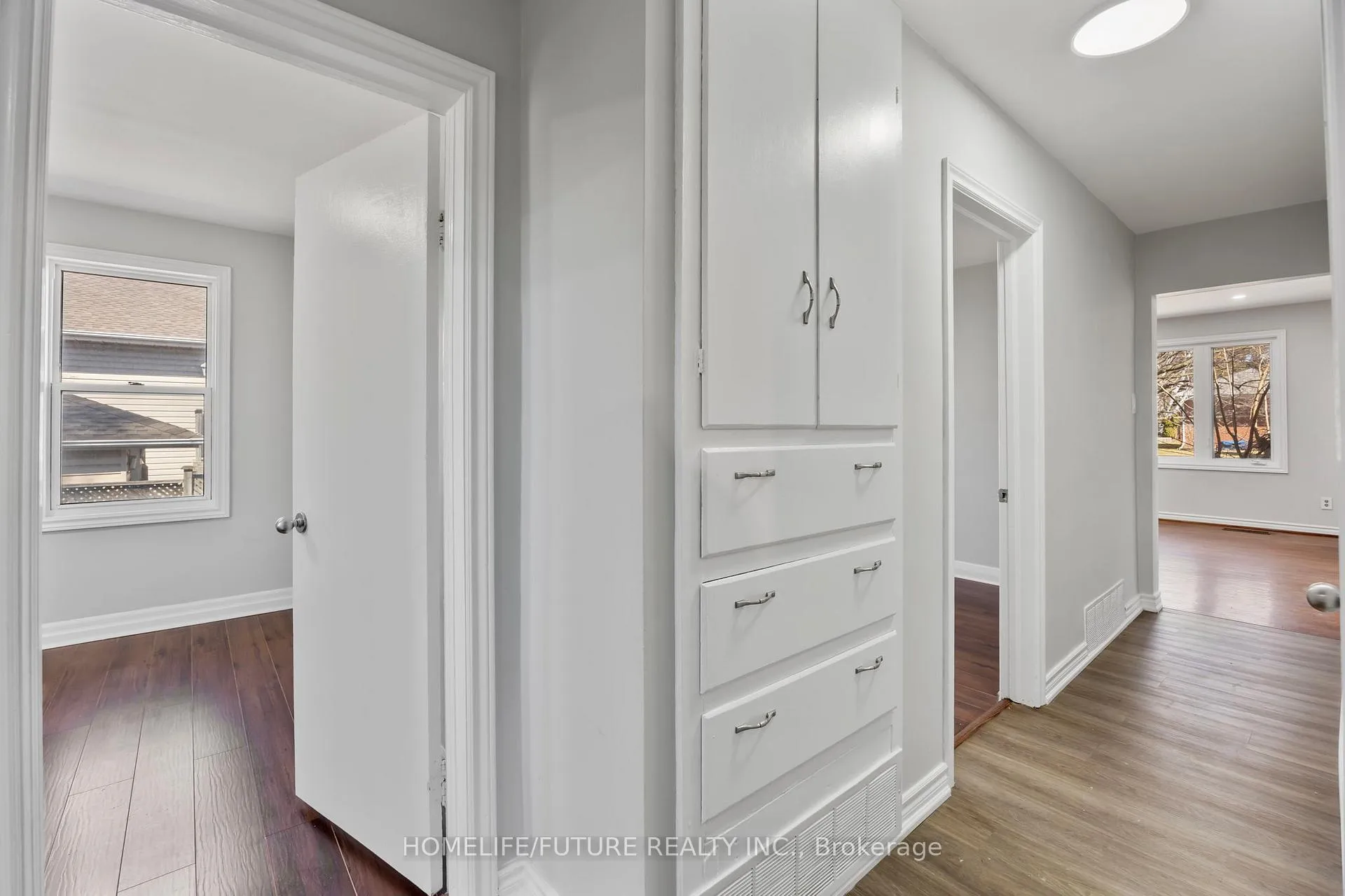 Photo 15 of 22 Hawkridge Avenue, Markham, Bullock — HOMEH