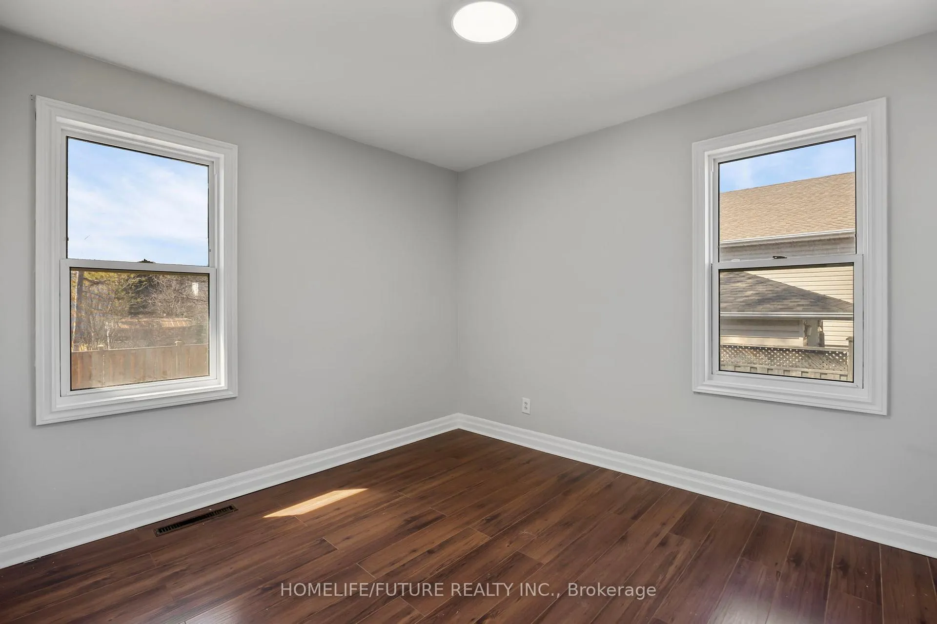 Photo 19 of 22 Hawkridge Avenue, Markham, Bullock — HOMEH