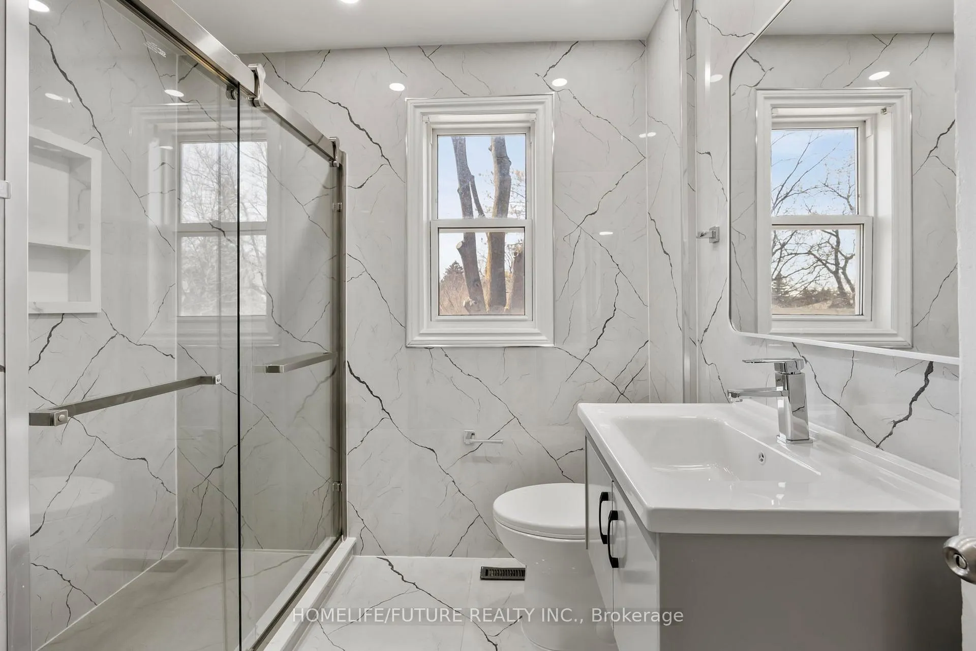 Photo 23 of 22 Hawkridge Avenue, Markham, Bullock — HOMEH