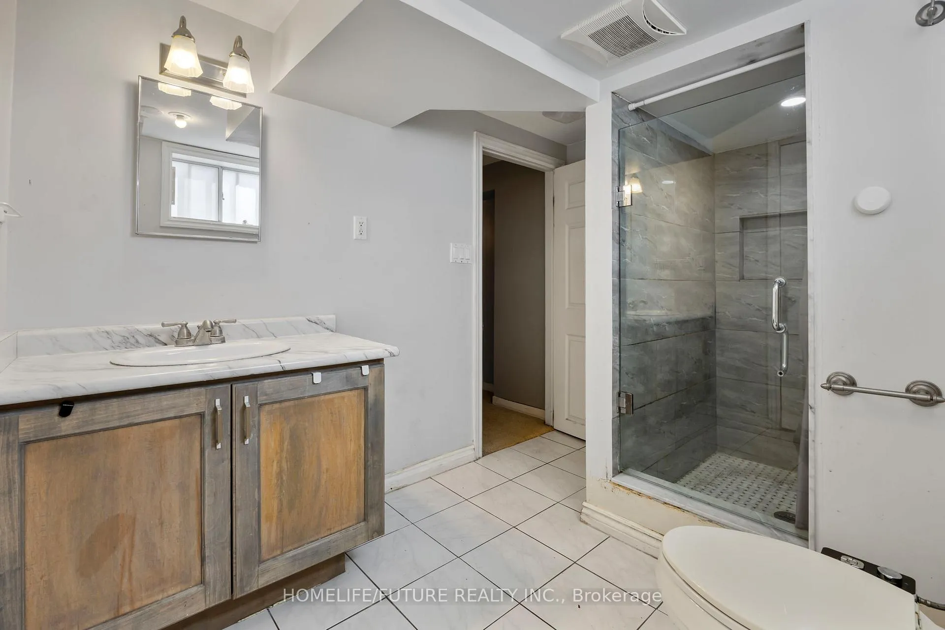 Photo 32 of 22 Hawkridge Avenue, Markham, Bullock — HOMEH
