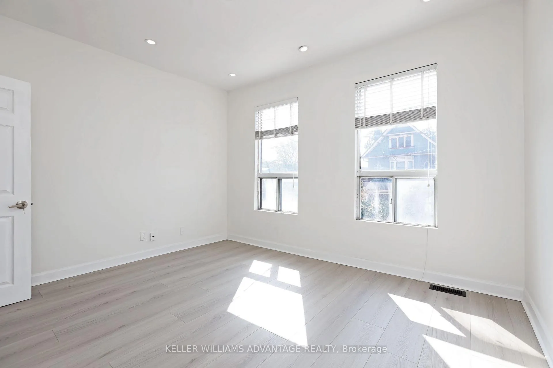 Photo 10 of 952 Queen Street E, Toronto, South Riverdale — HOMEH