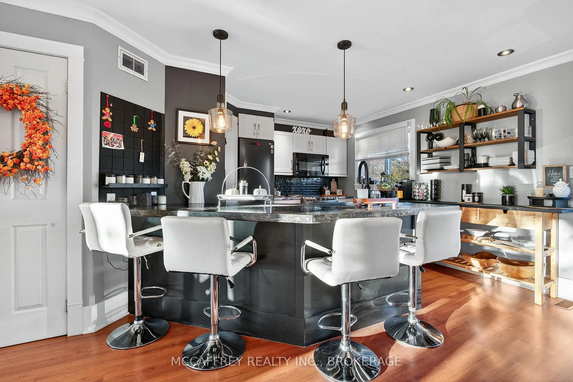 Photo 10 of 45 Huron Street, Greater Napanee — HOMEH