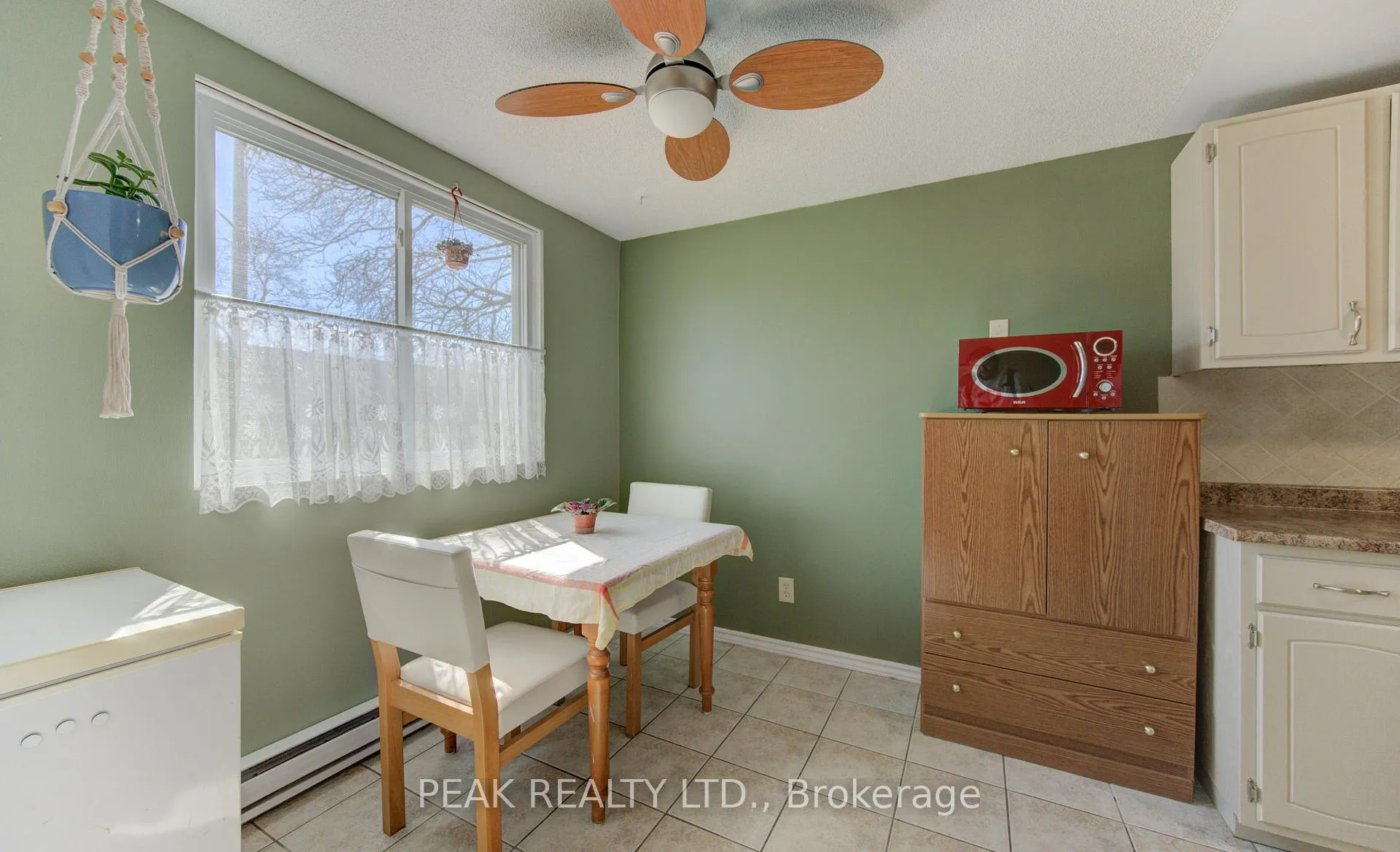Photo 14 of Unit 106, 4 Avalon Place, Kitchener, Meinzinger — HOMEH