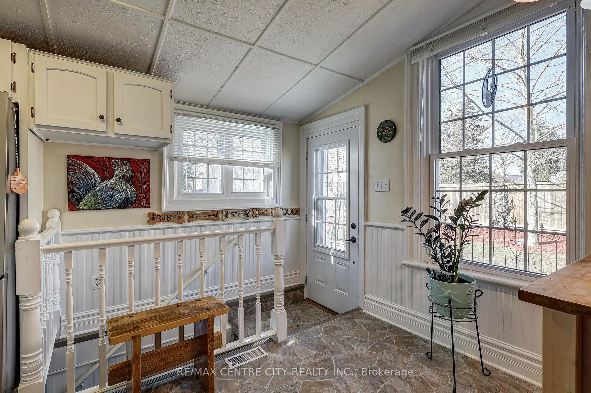 Photo 10 of 316 Talbot Street E, Aylmer — HOMEH
