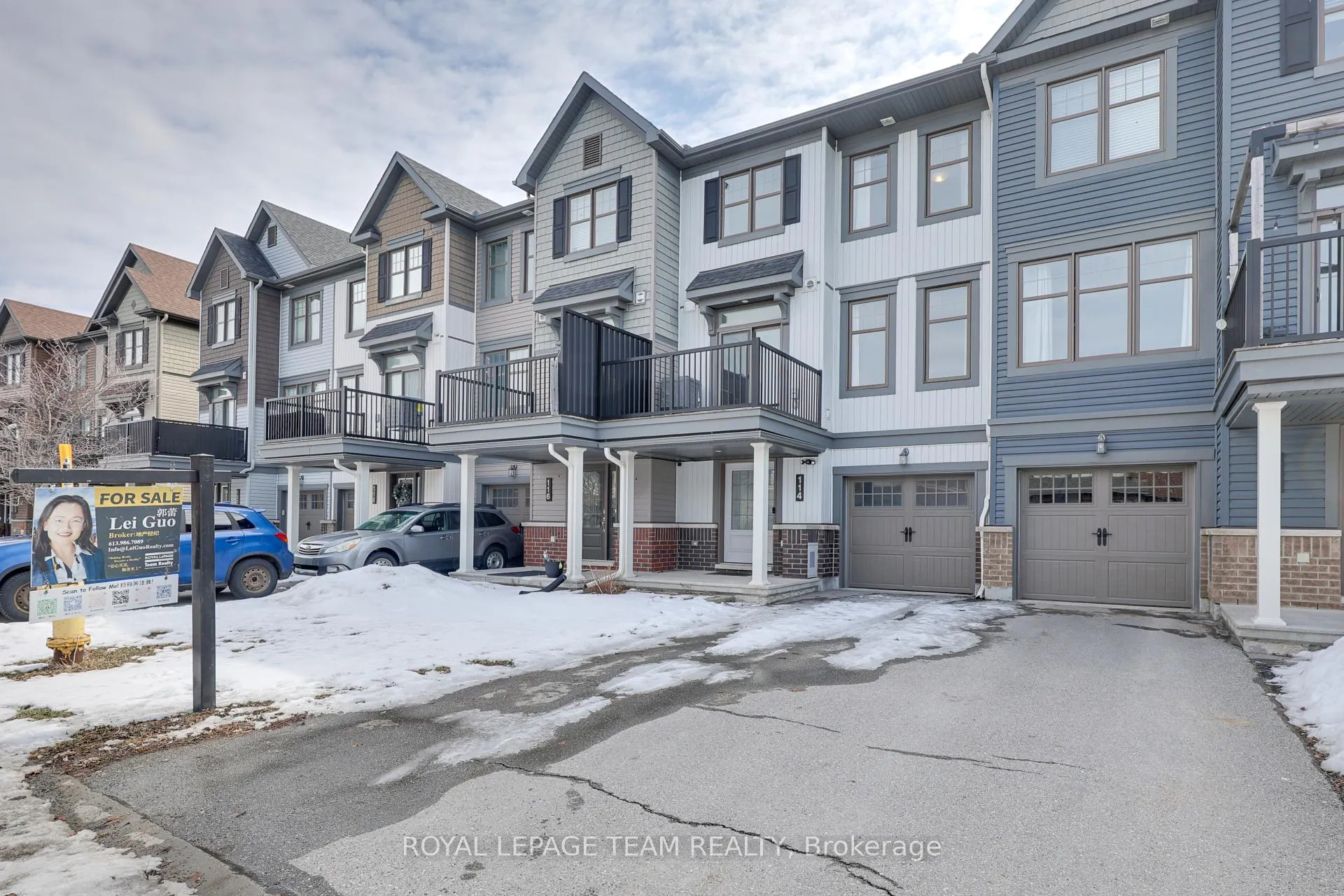 Photo 2 of 114 Sweetwater Lane, Ottawa, Kanata - Kanata Lakes/Heritage Hills — HOMEH