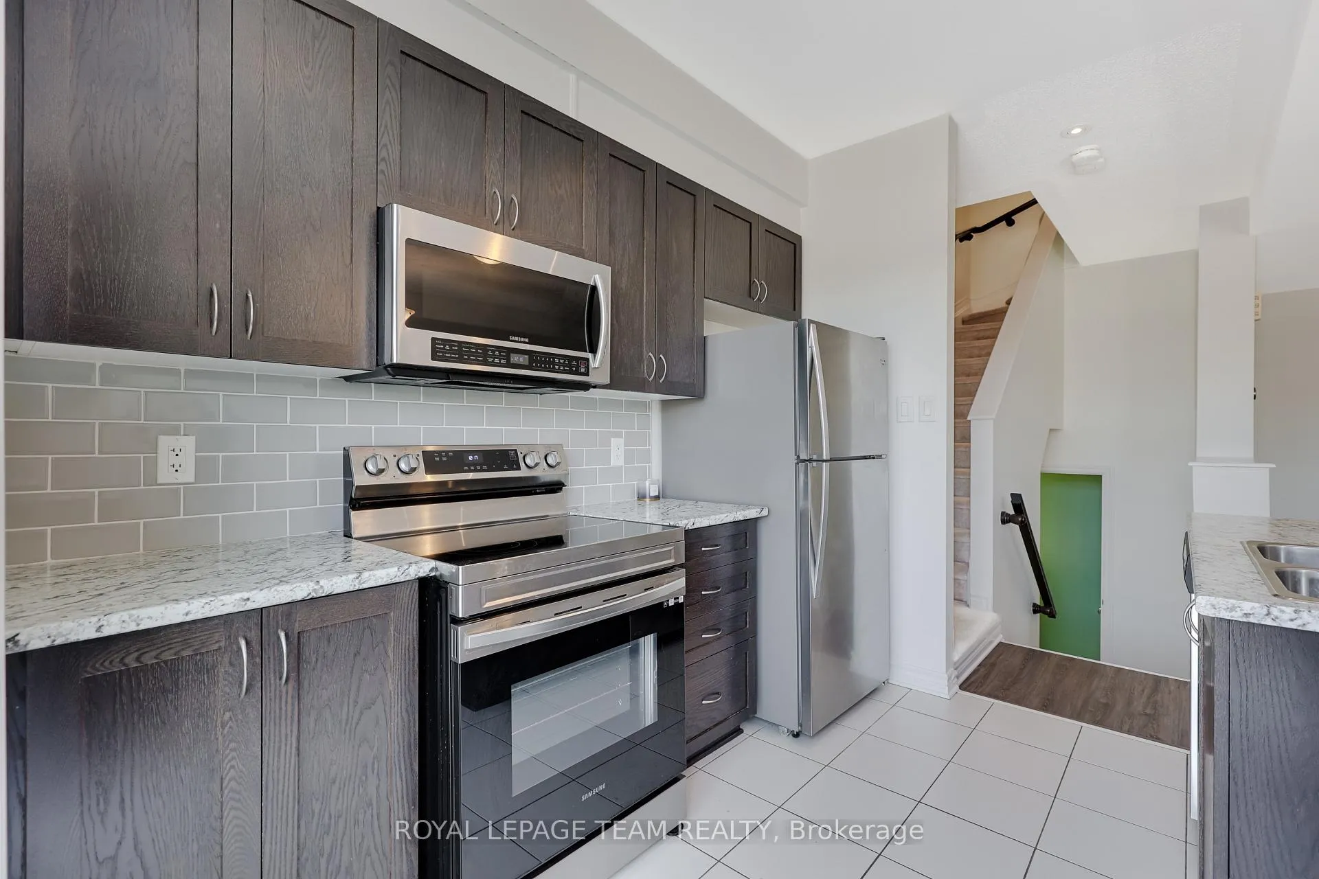 Photo 16 of 114 Sweetwater Lane, Ottawa, Kanata - Kanata Lakes/Heritage Hills — HOMEH